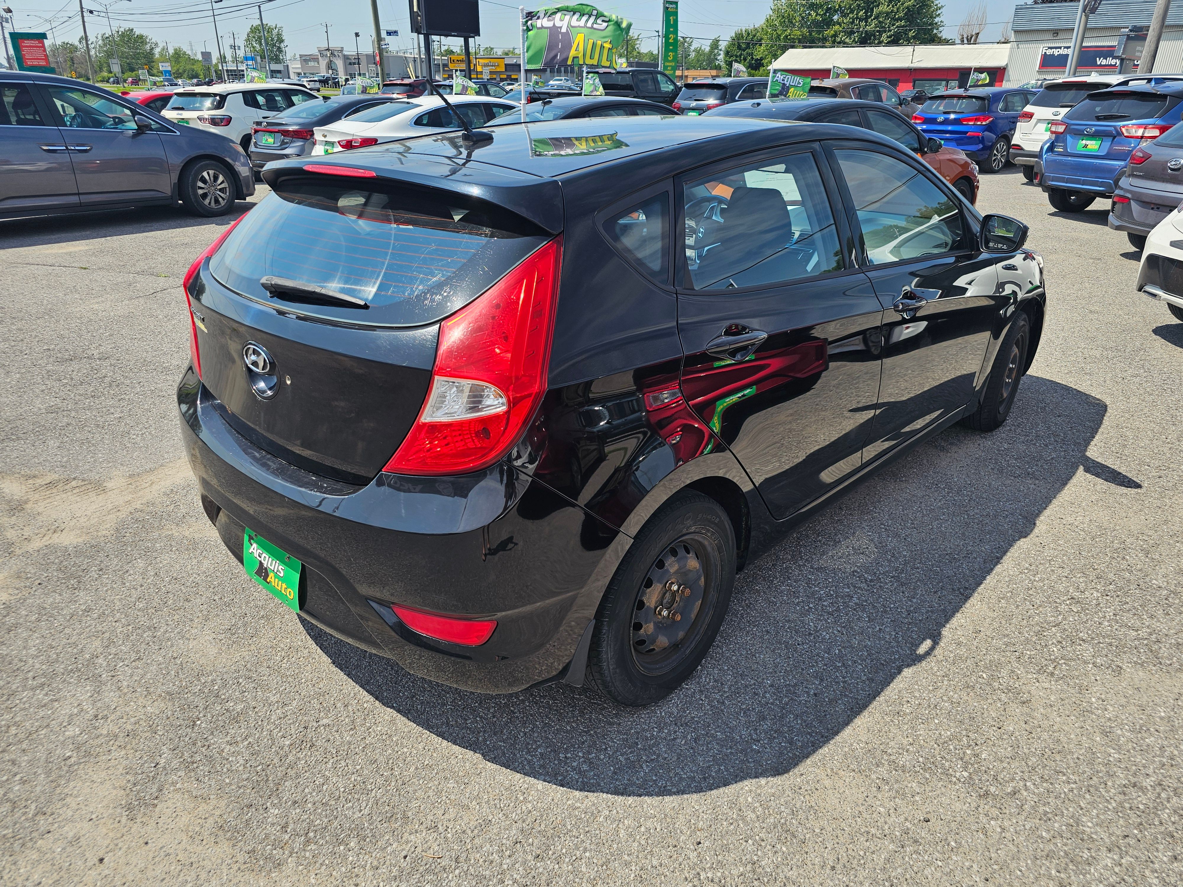 HYUNDAI Accent 2012 - Image 4