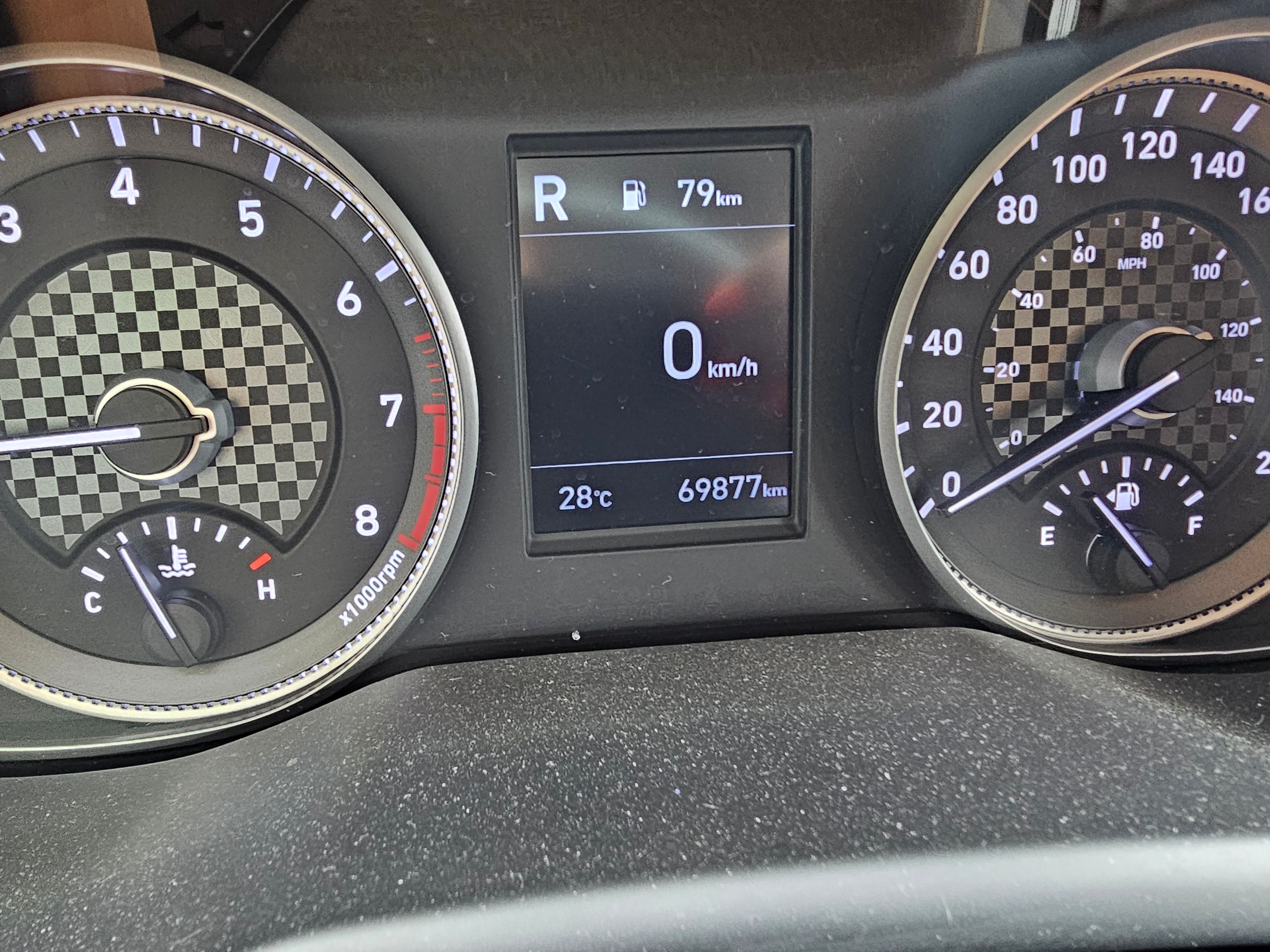HYUNDAI Elantra 2020 - Image 14