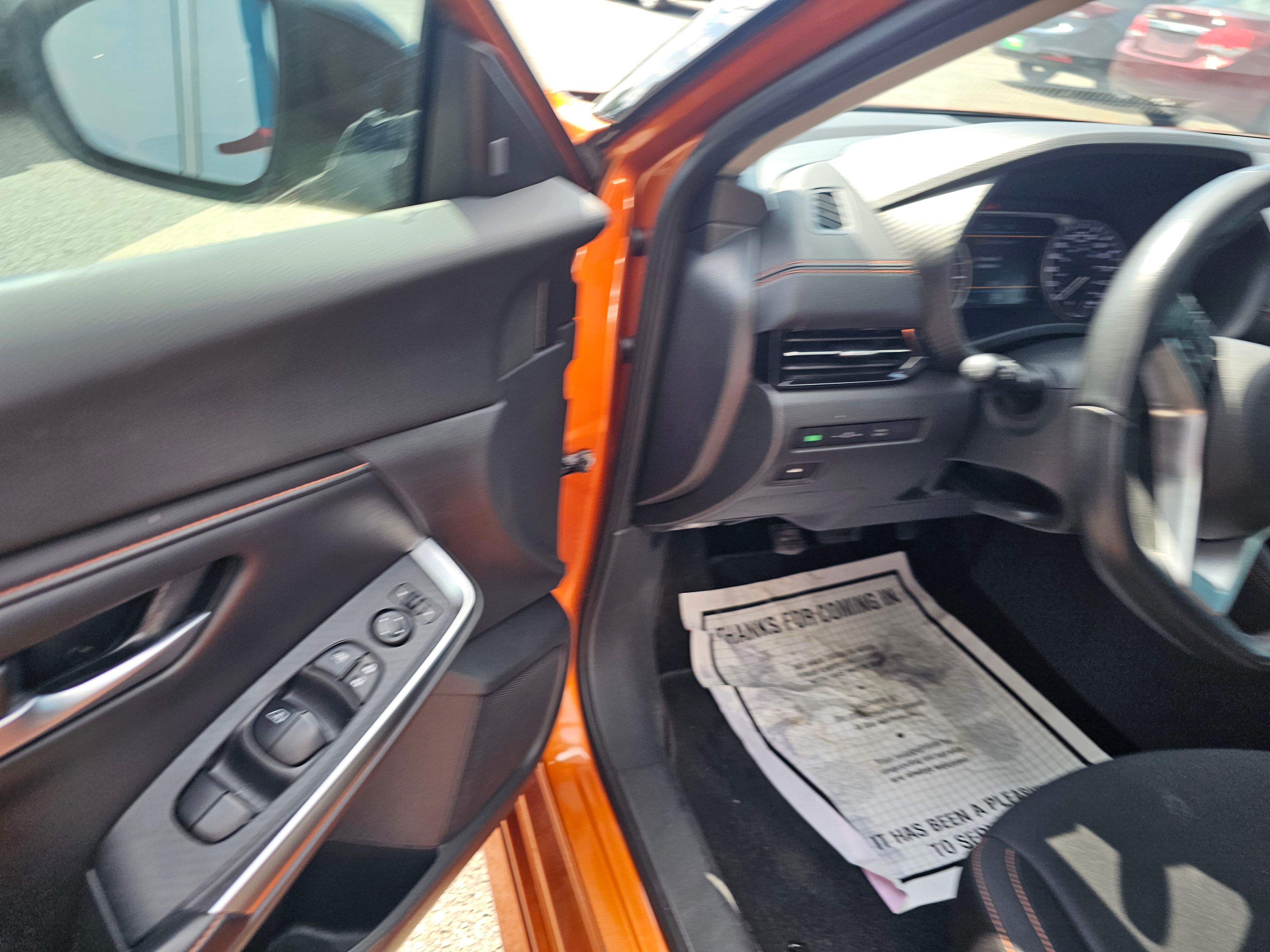 NISSAN Sentra 2022 - Image 8