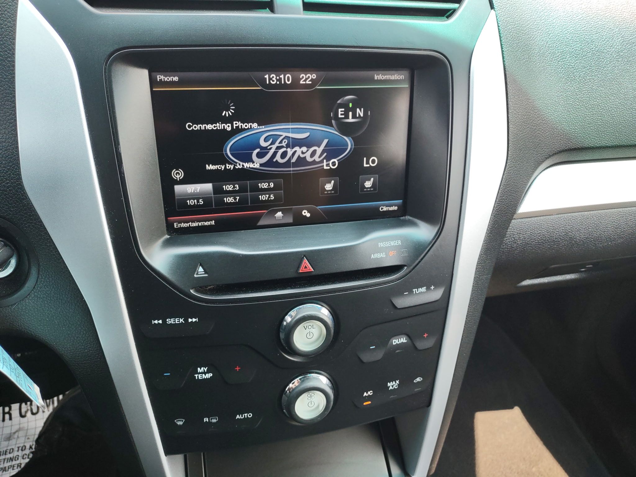 FORD Explorer 2015 - Image 20