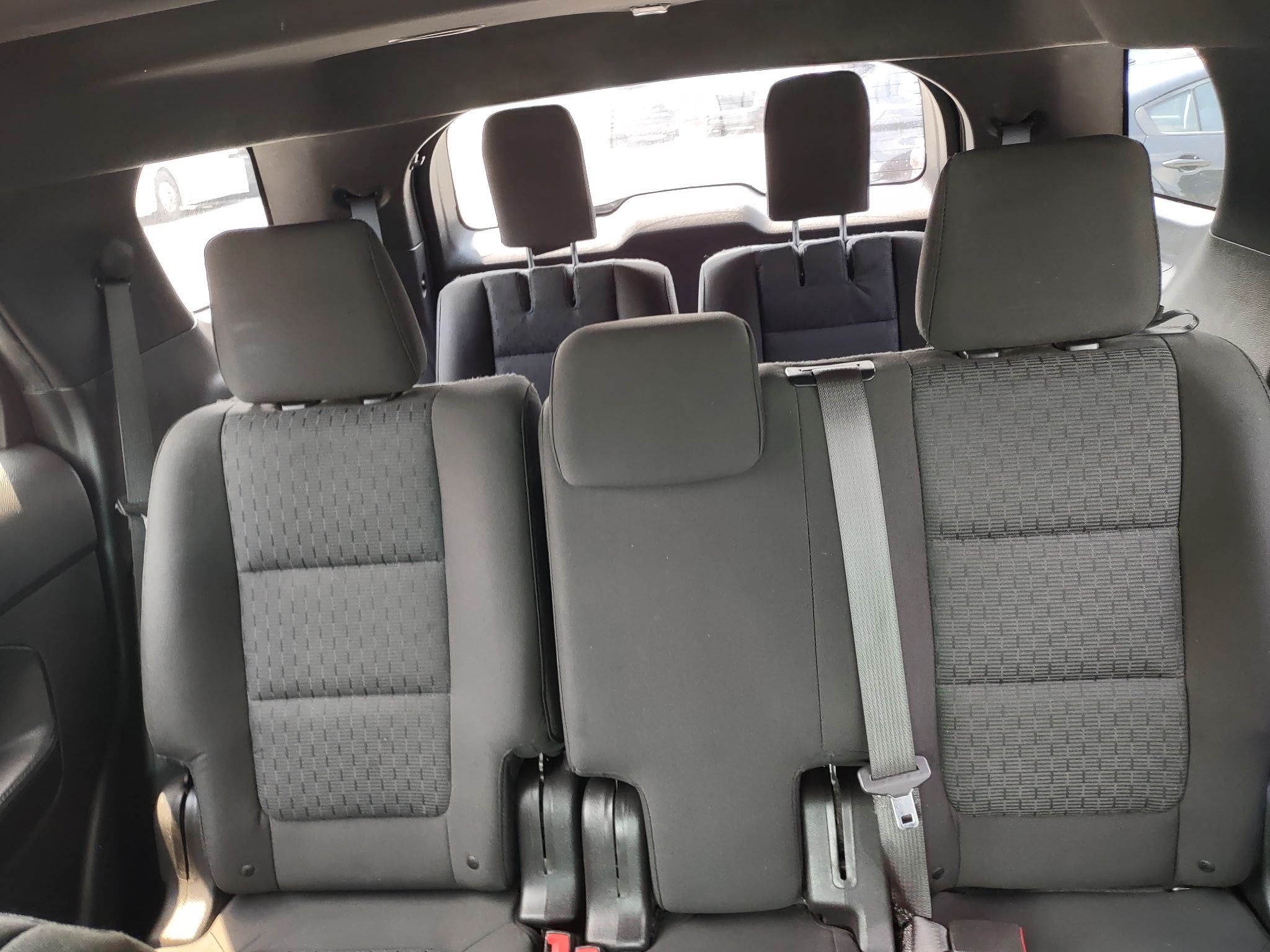 FORD Explorer 2015 - Image 22
