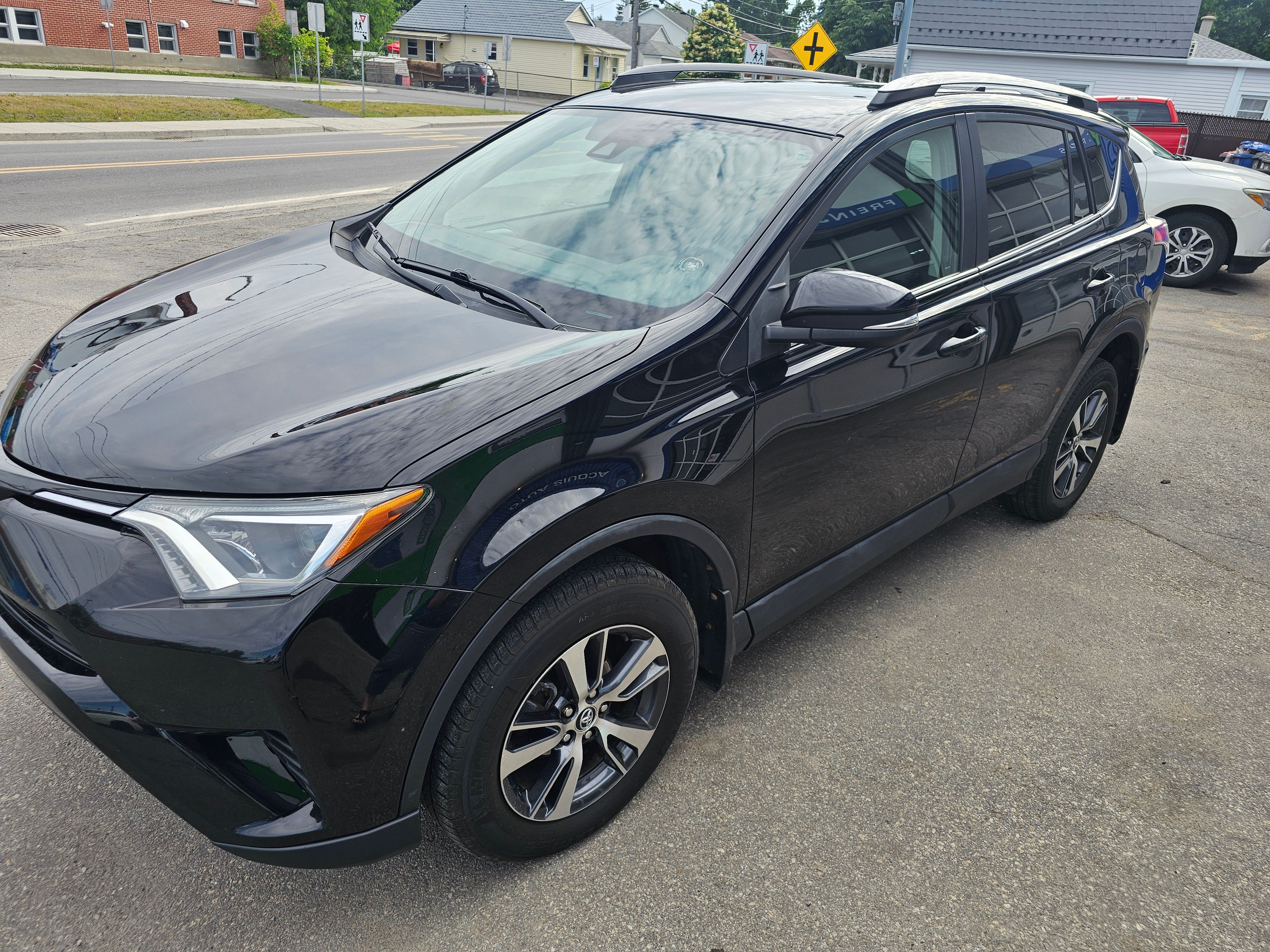 TOYOTA RAV4 2018 - Image 4