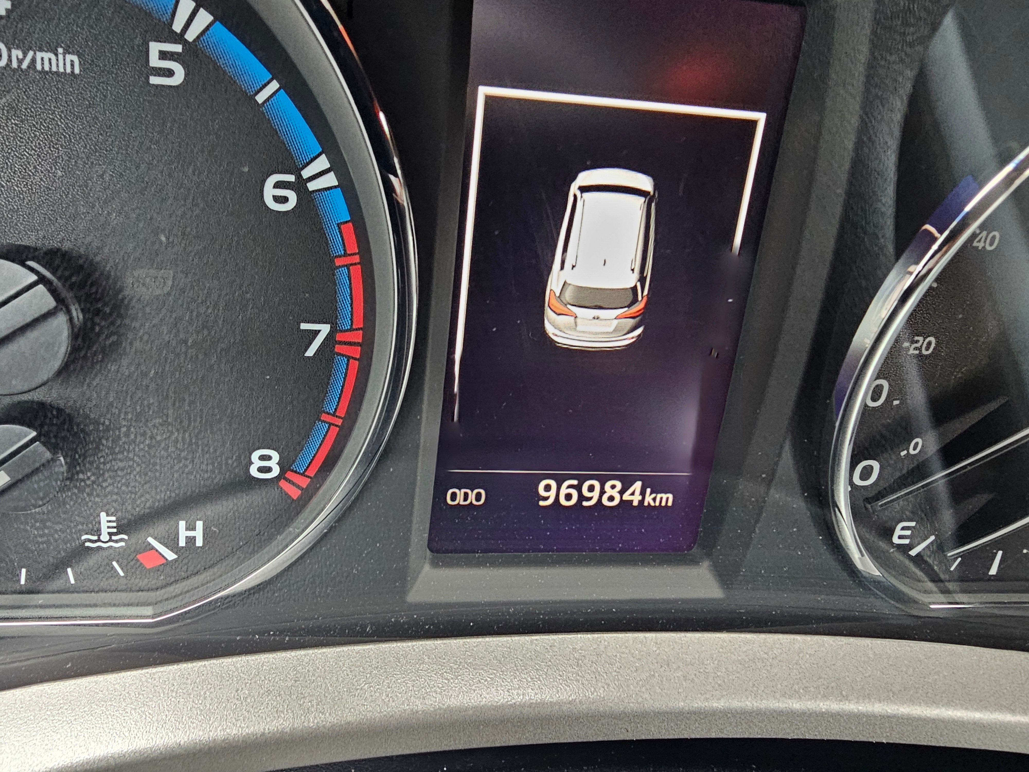 TOYOTA RAV4 2018 - Image 8