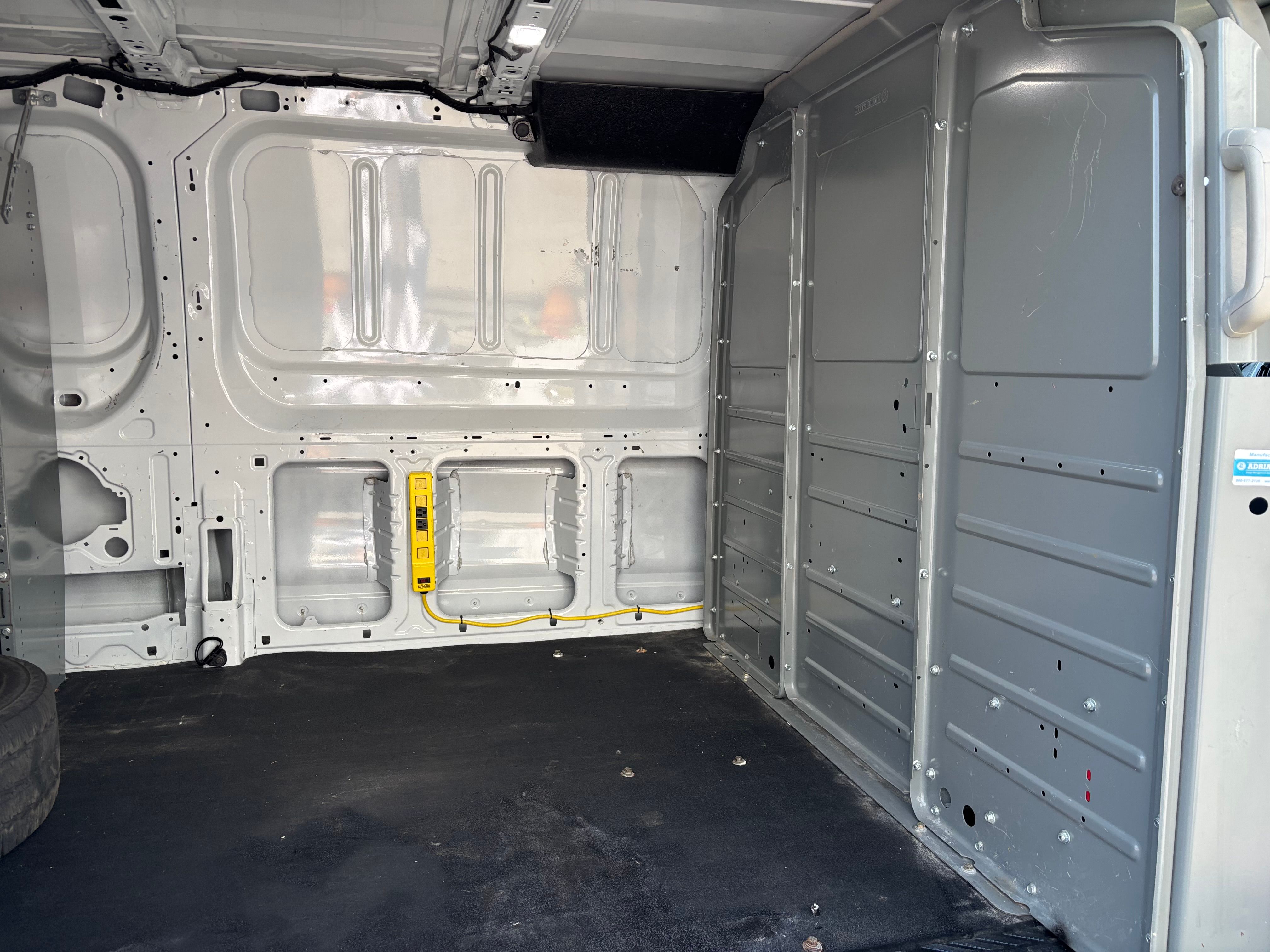 Ford Transit Van 2018 - Image 15