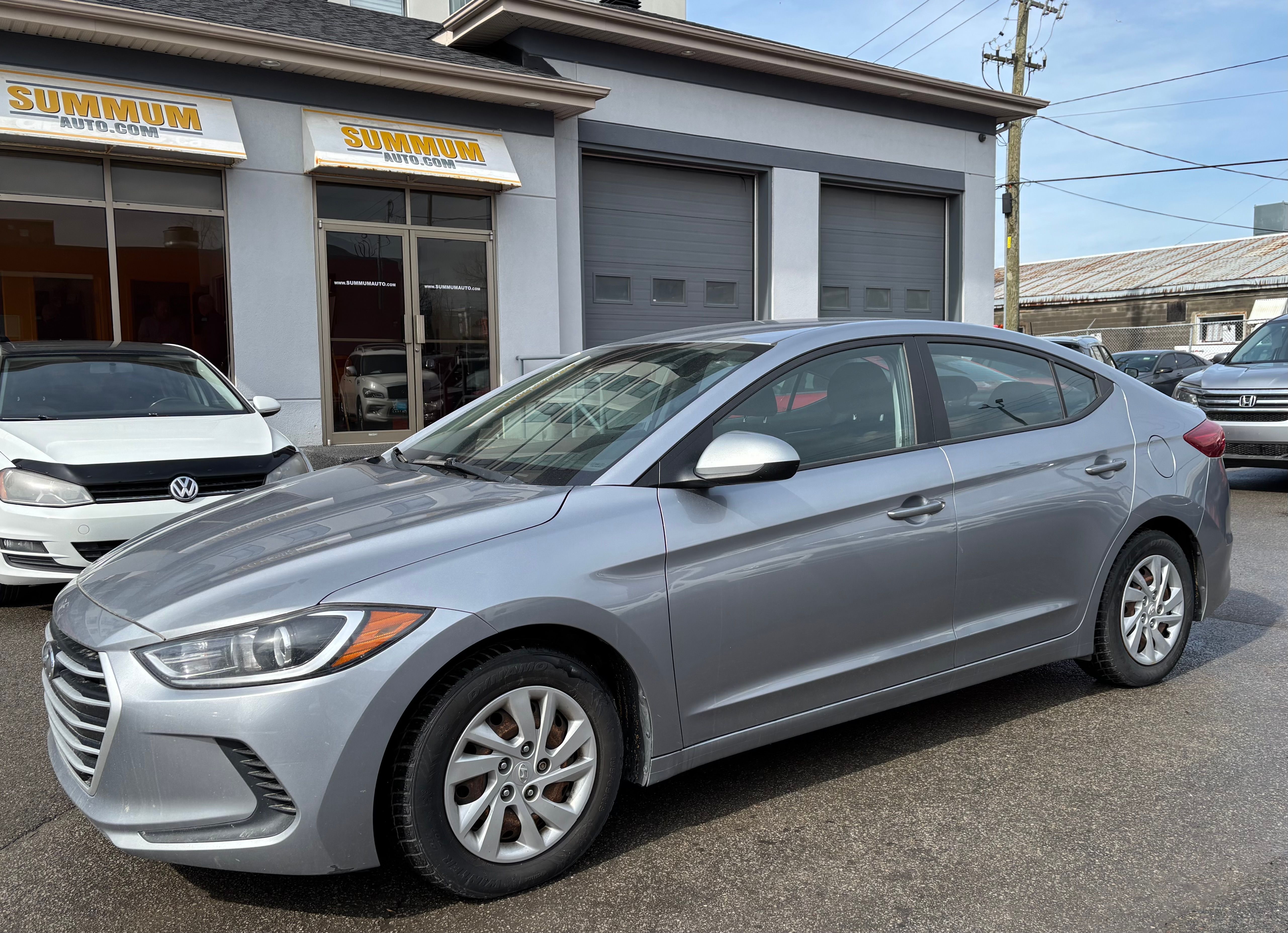 Hyundai Elantra Sedan 2017 - Image 2