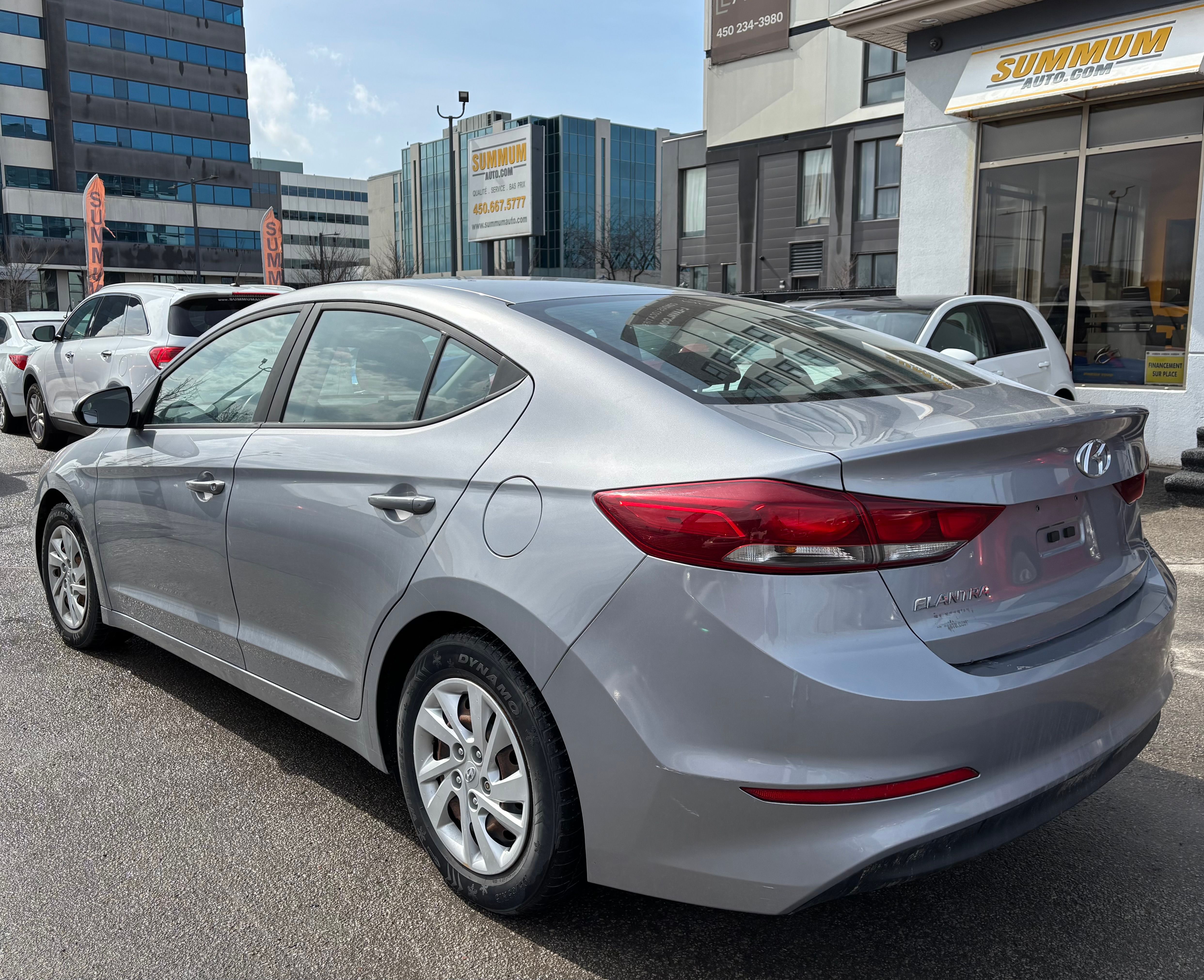 Hyundai Elantra Sedan 2017 - Image 4