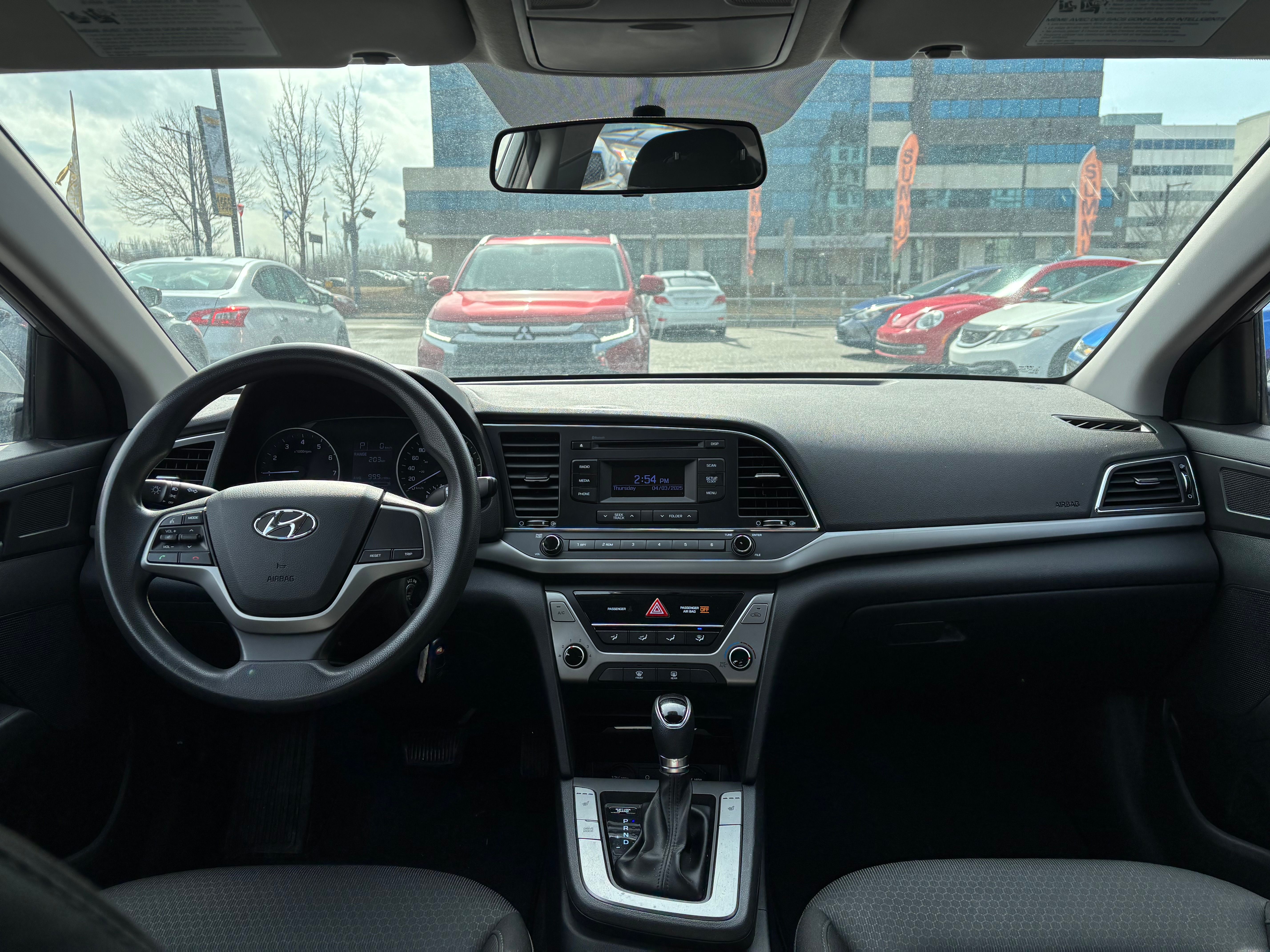 Hyundai Elantra Sedan 2017 - Image 18