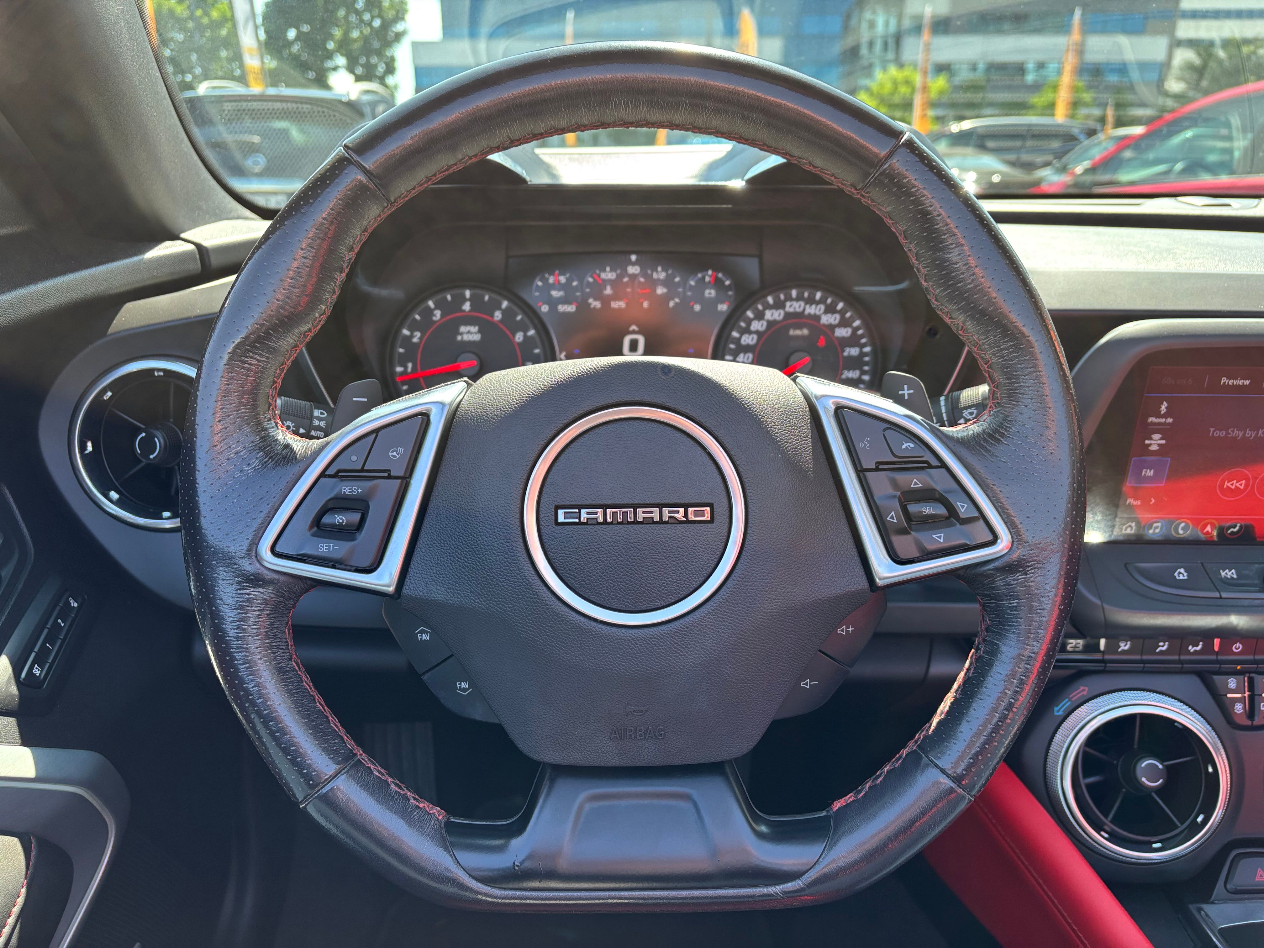 Chevrolet Camaro 2020 - Image 17