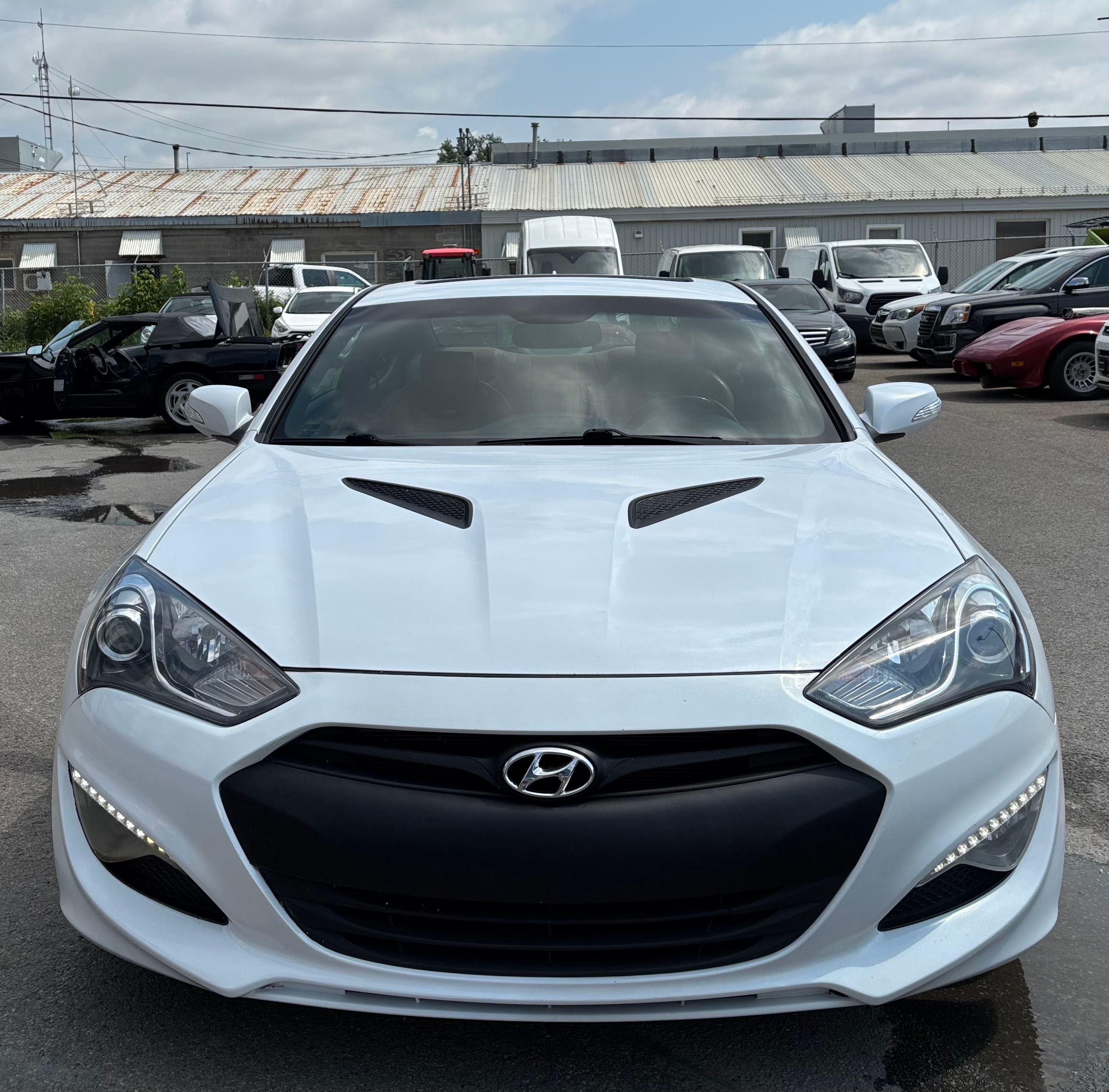 Hyundai Genesis Coupe 2016 - Image 10