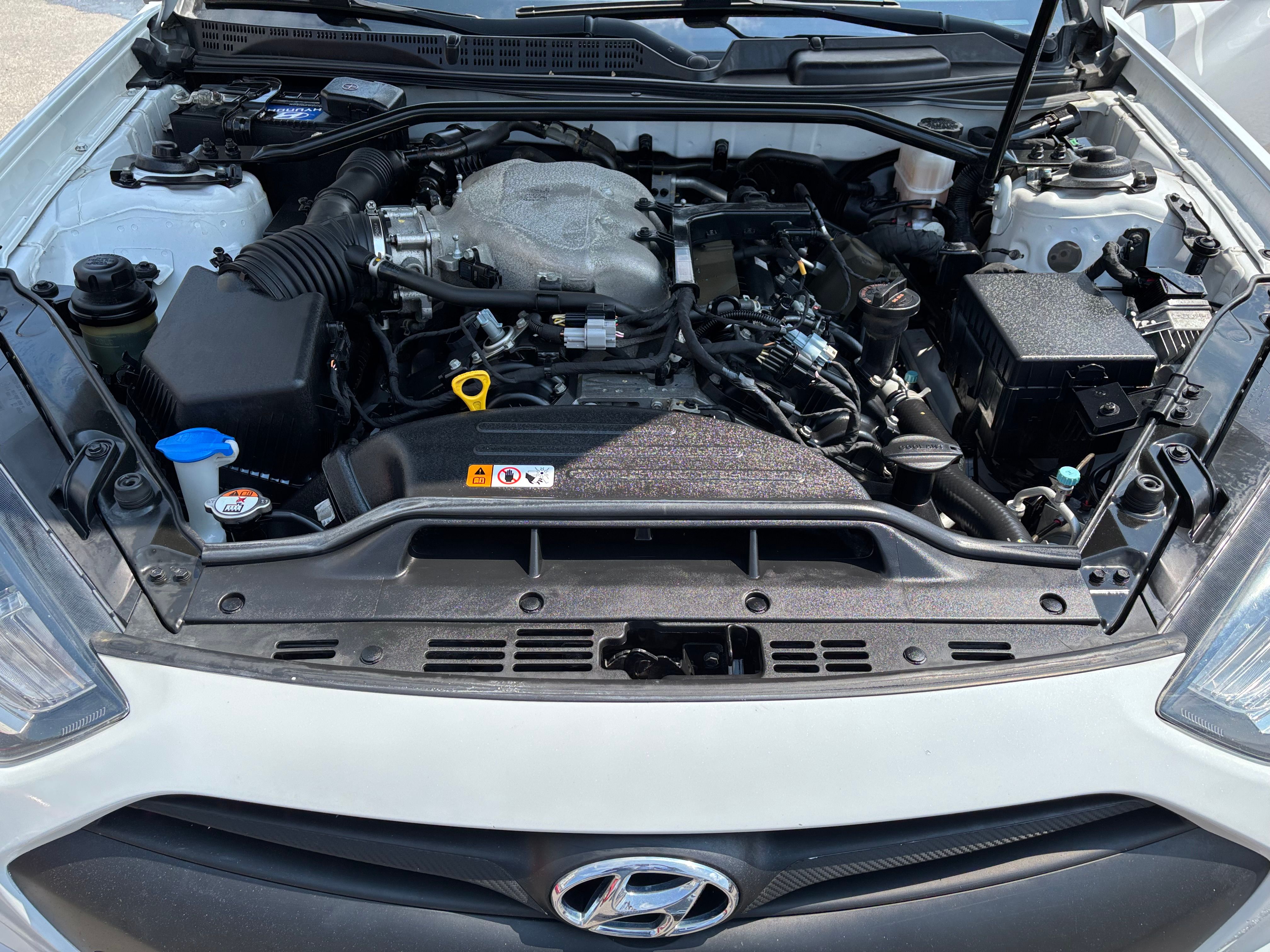 Hyundai Genesis Coupe 2016 - Image 23