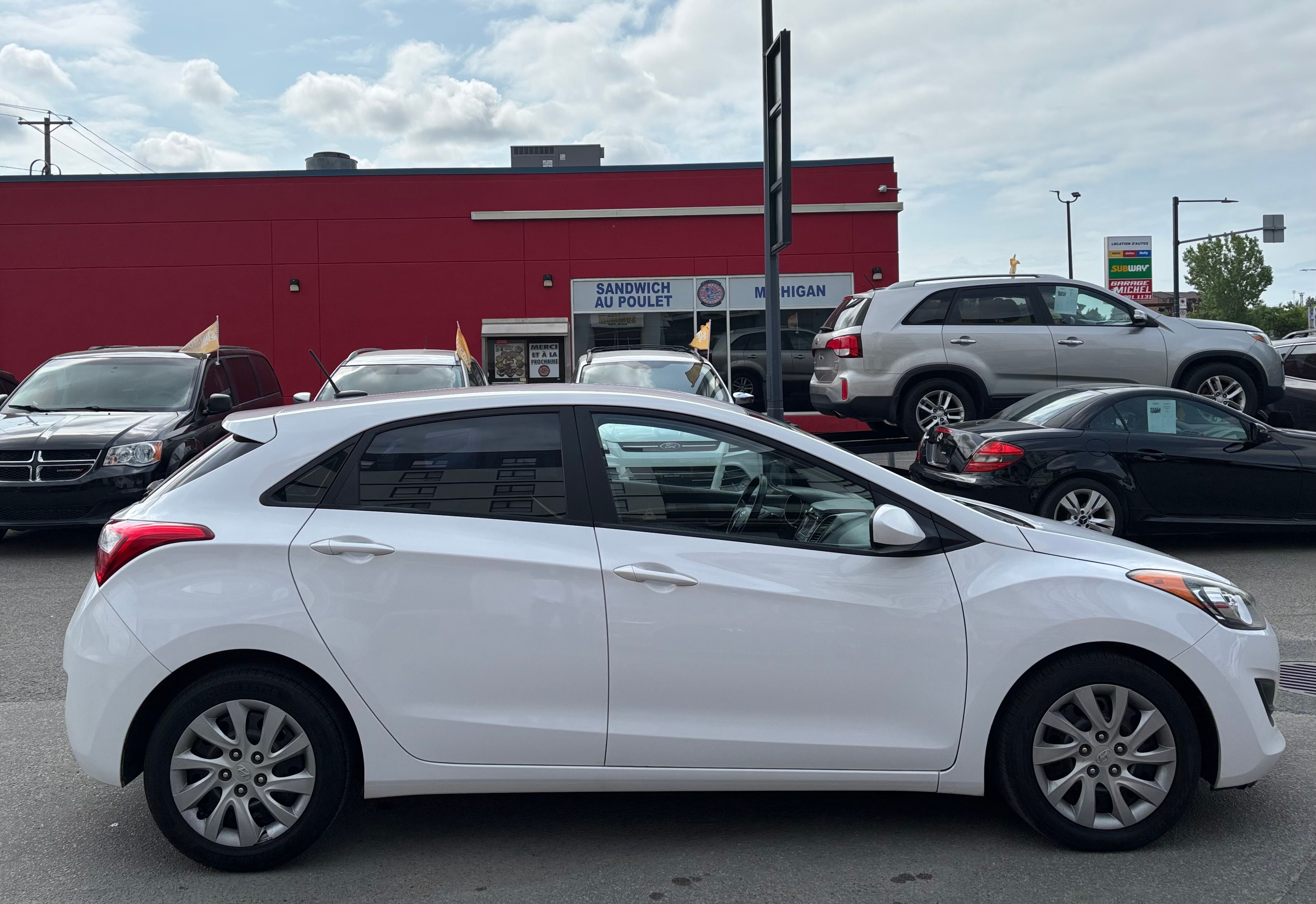 Hyundai Elantra GT 2013 - Image 7