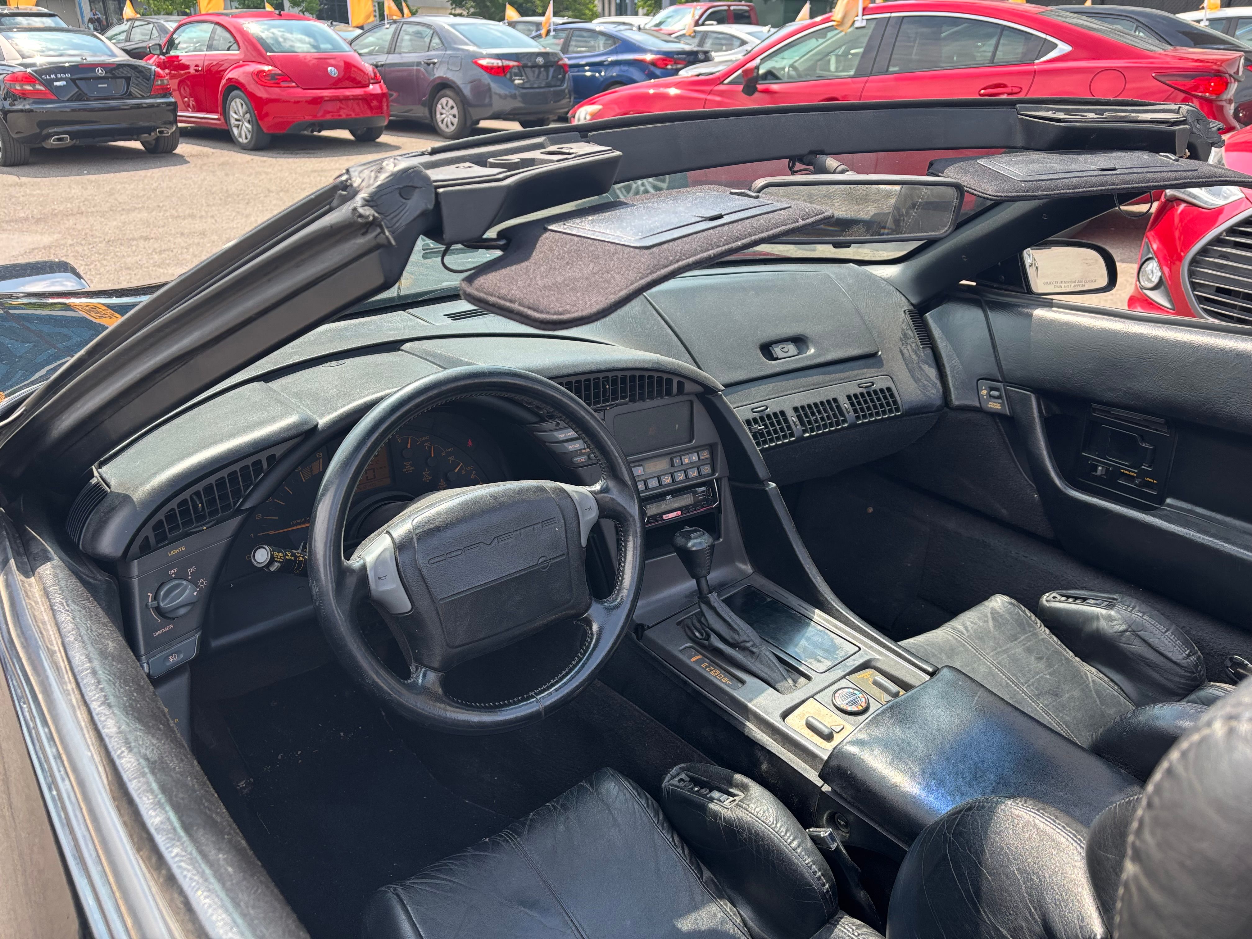 Chevrolet Corvette 1990 - Image 12