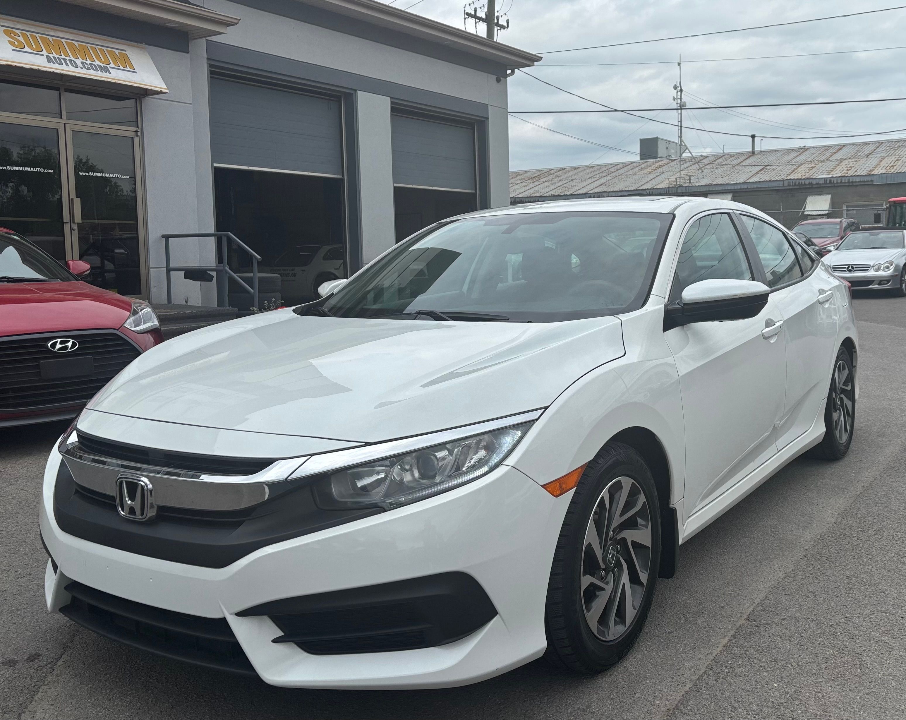 Honda Civic 2016 - Image 1