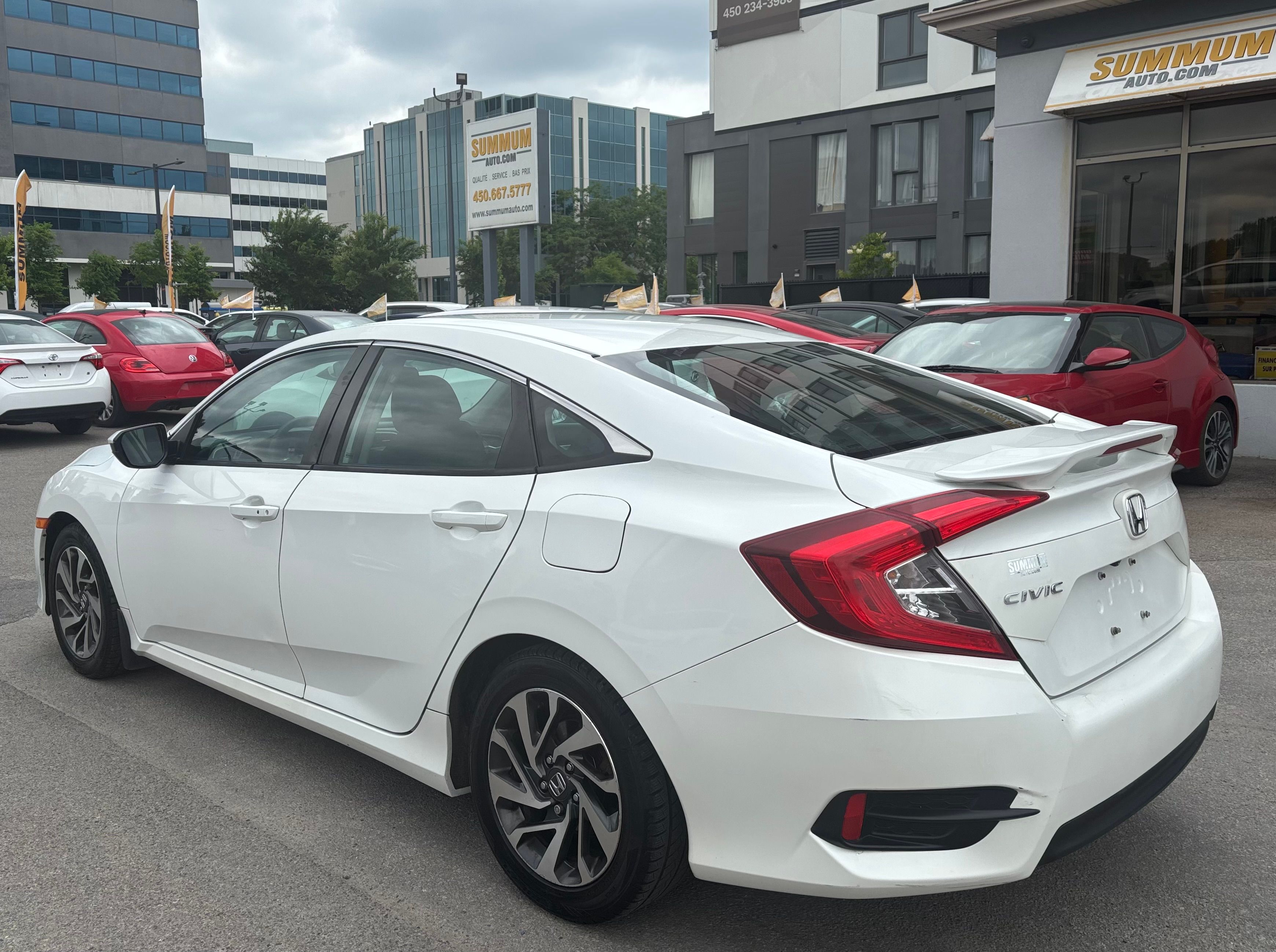 Honda Civic 2016 - Image 4
