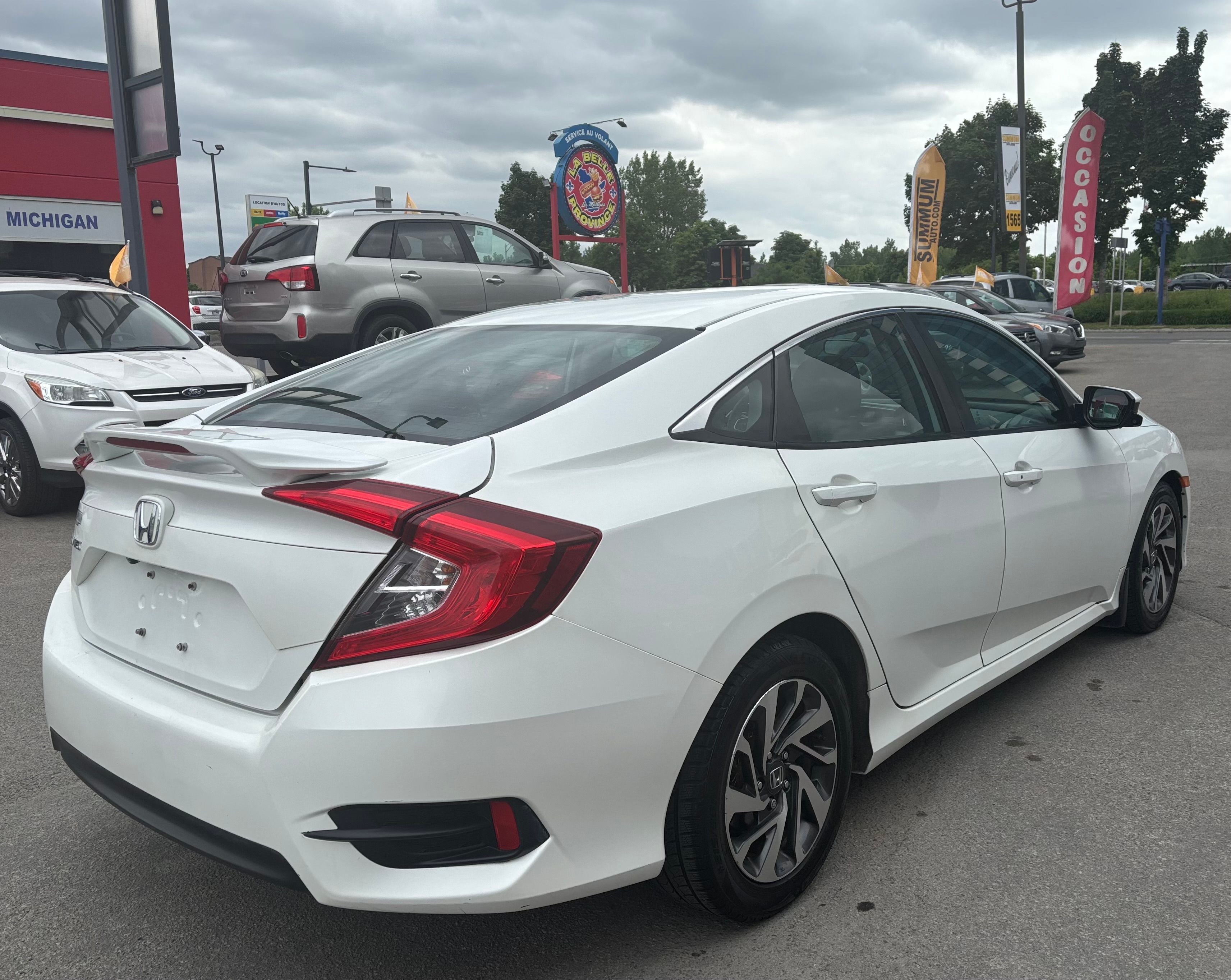 Honda Civic 2016 - Image 6