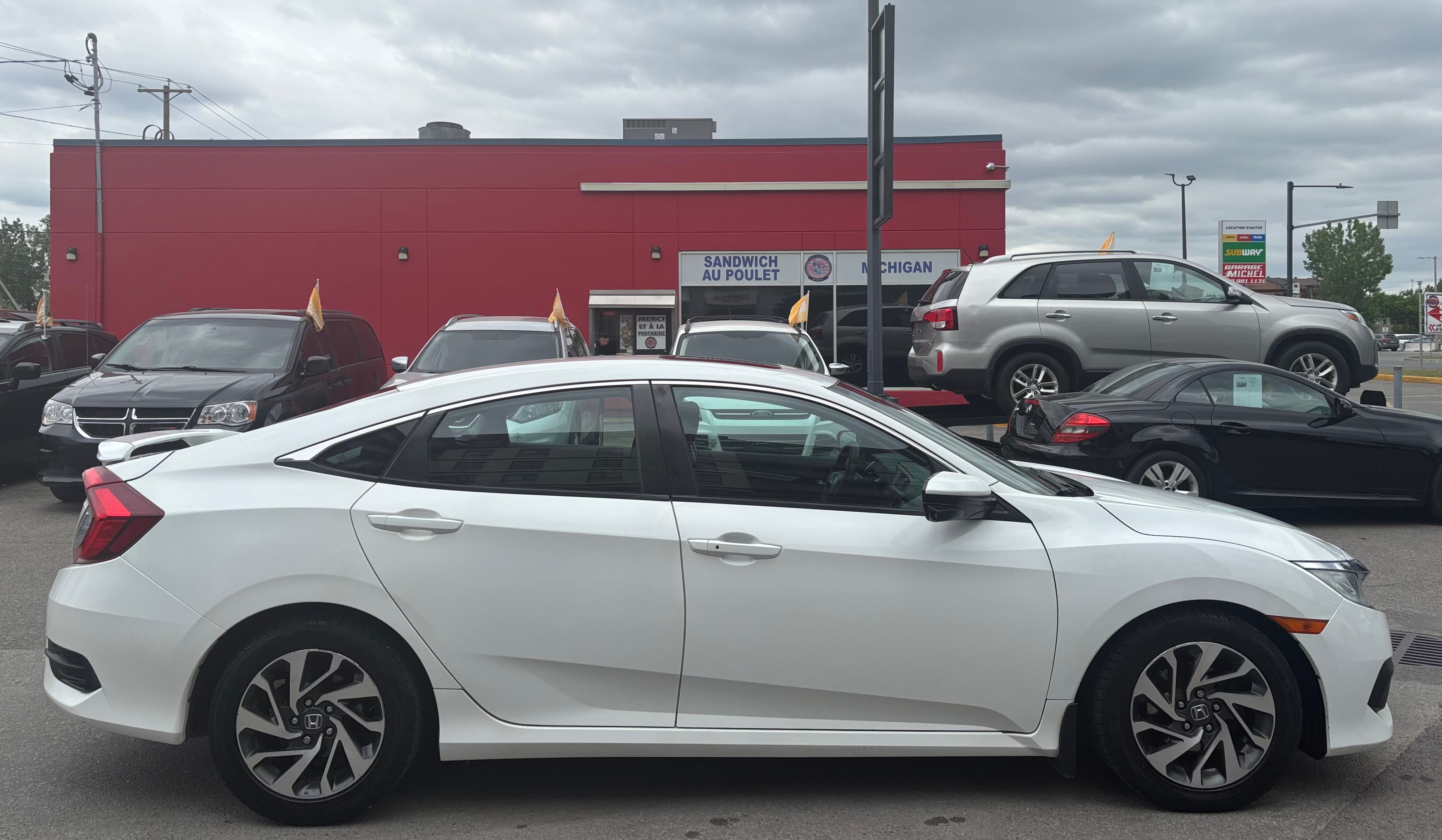 Honda Civic 2016 - Image 7