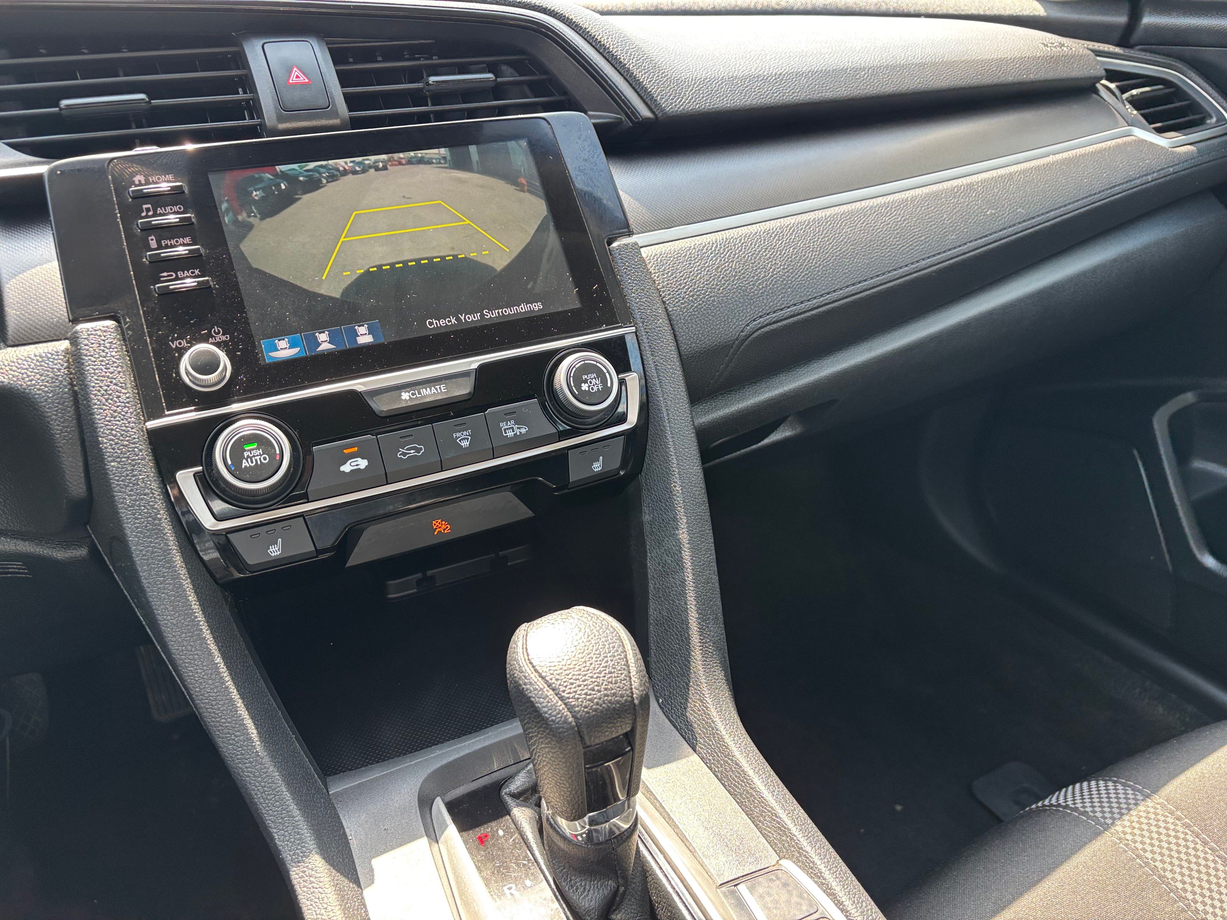 Honda Civic 2019 - Image 15