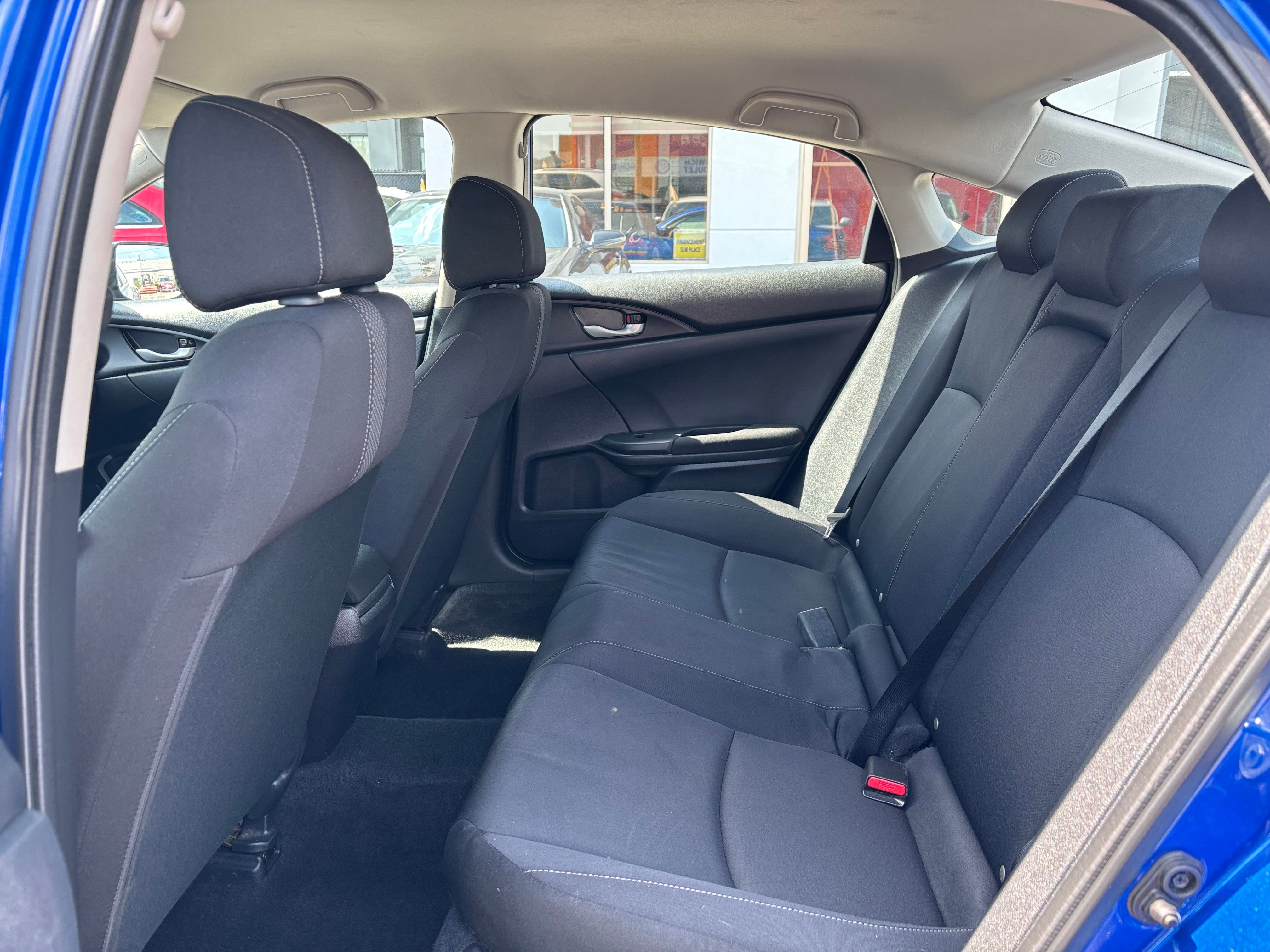 Honda Civic 2019 - Image 18