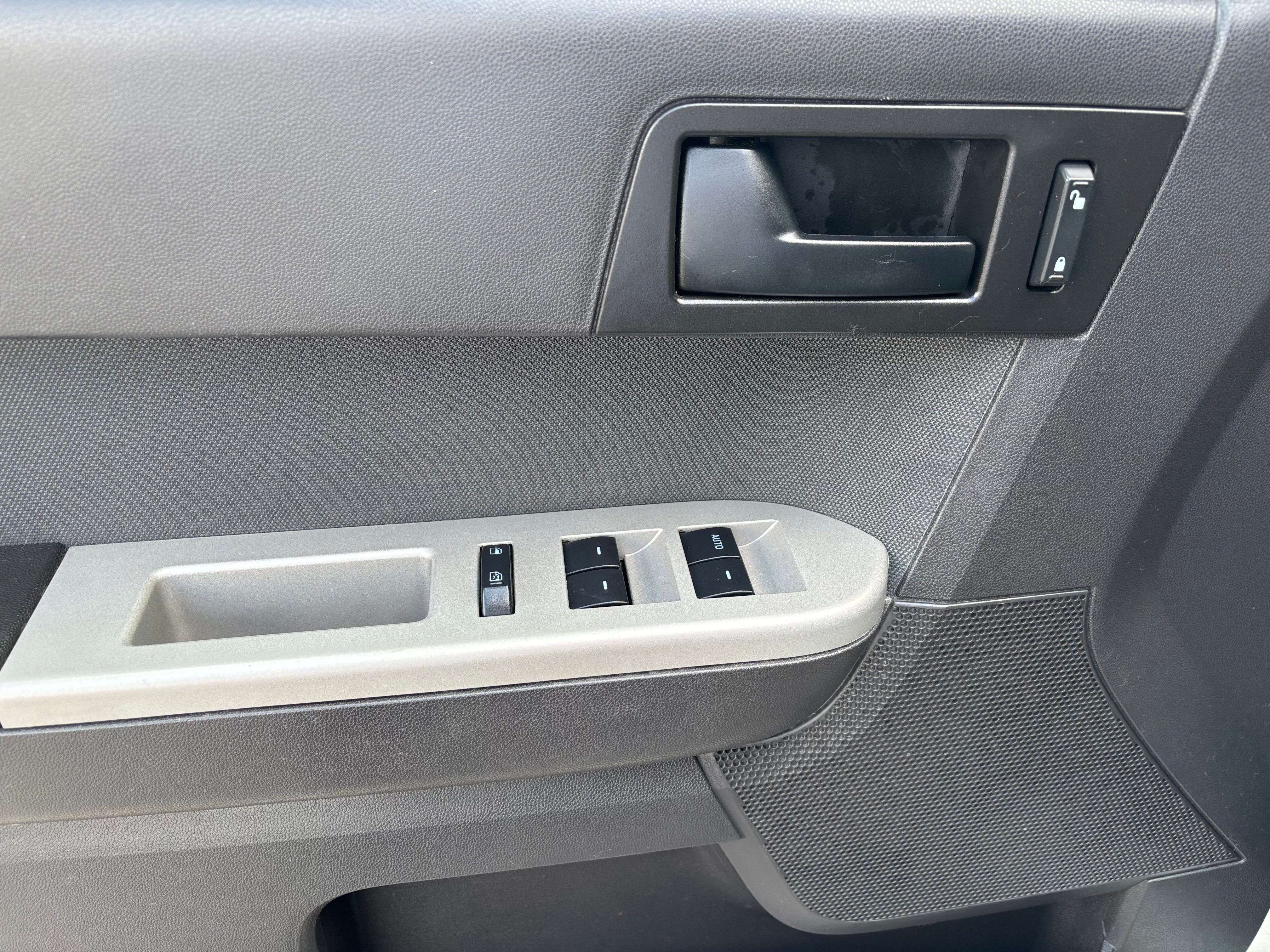 Ford Escape 2011 - Image 11