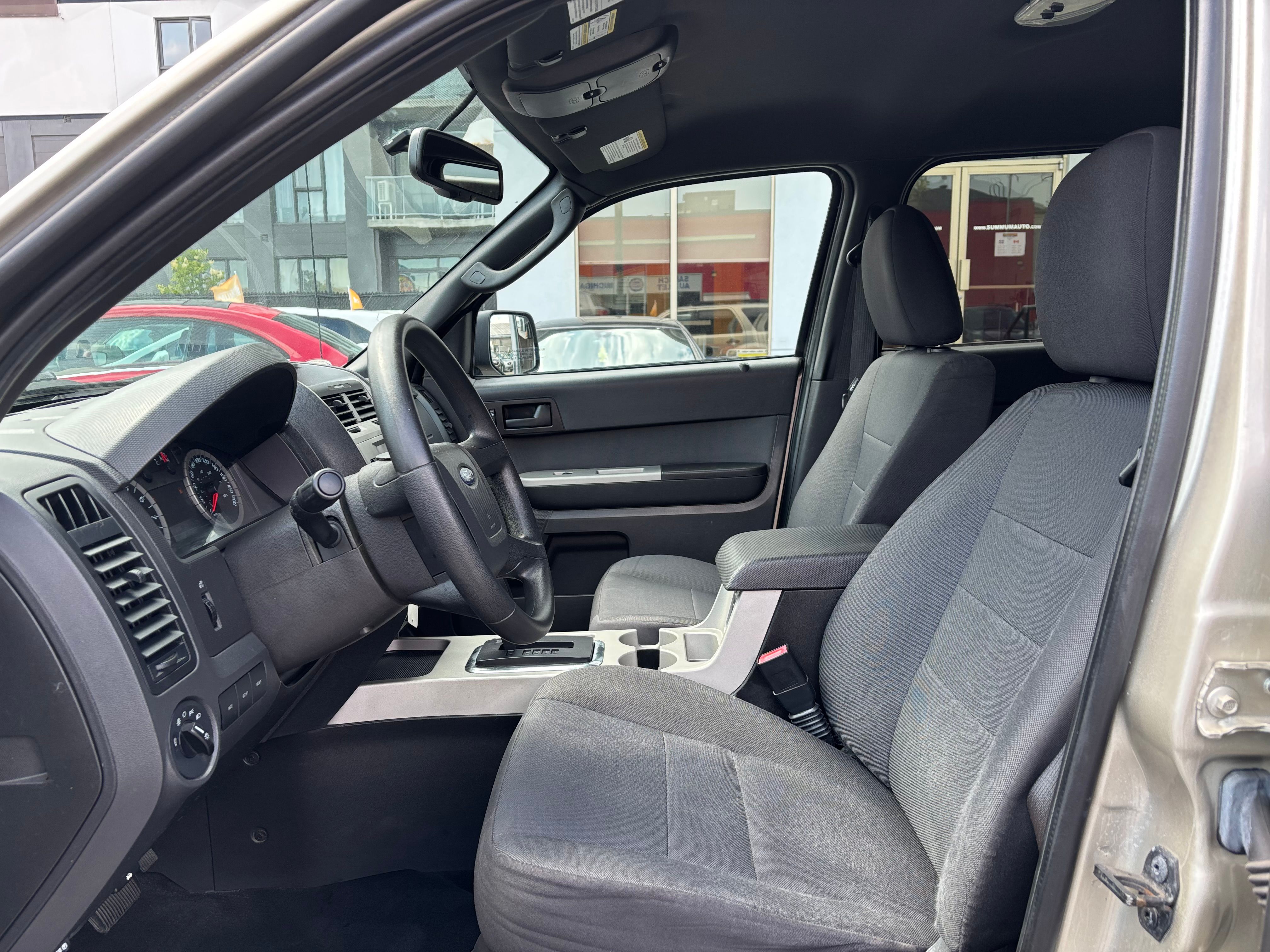 Ford Escape 2011 - Image 12