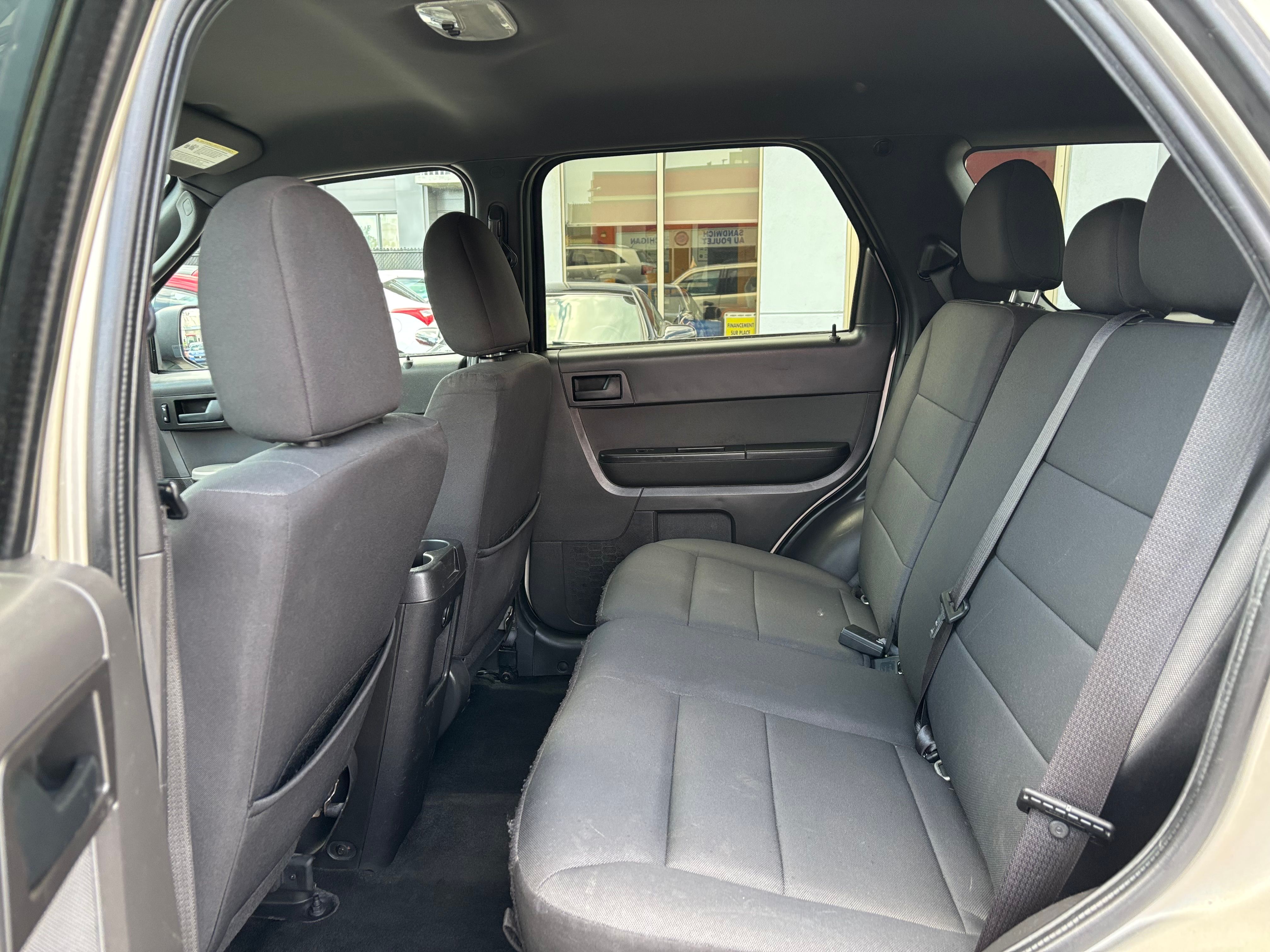 Ford Escape 2011 - Image 17