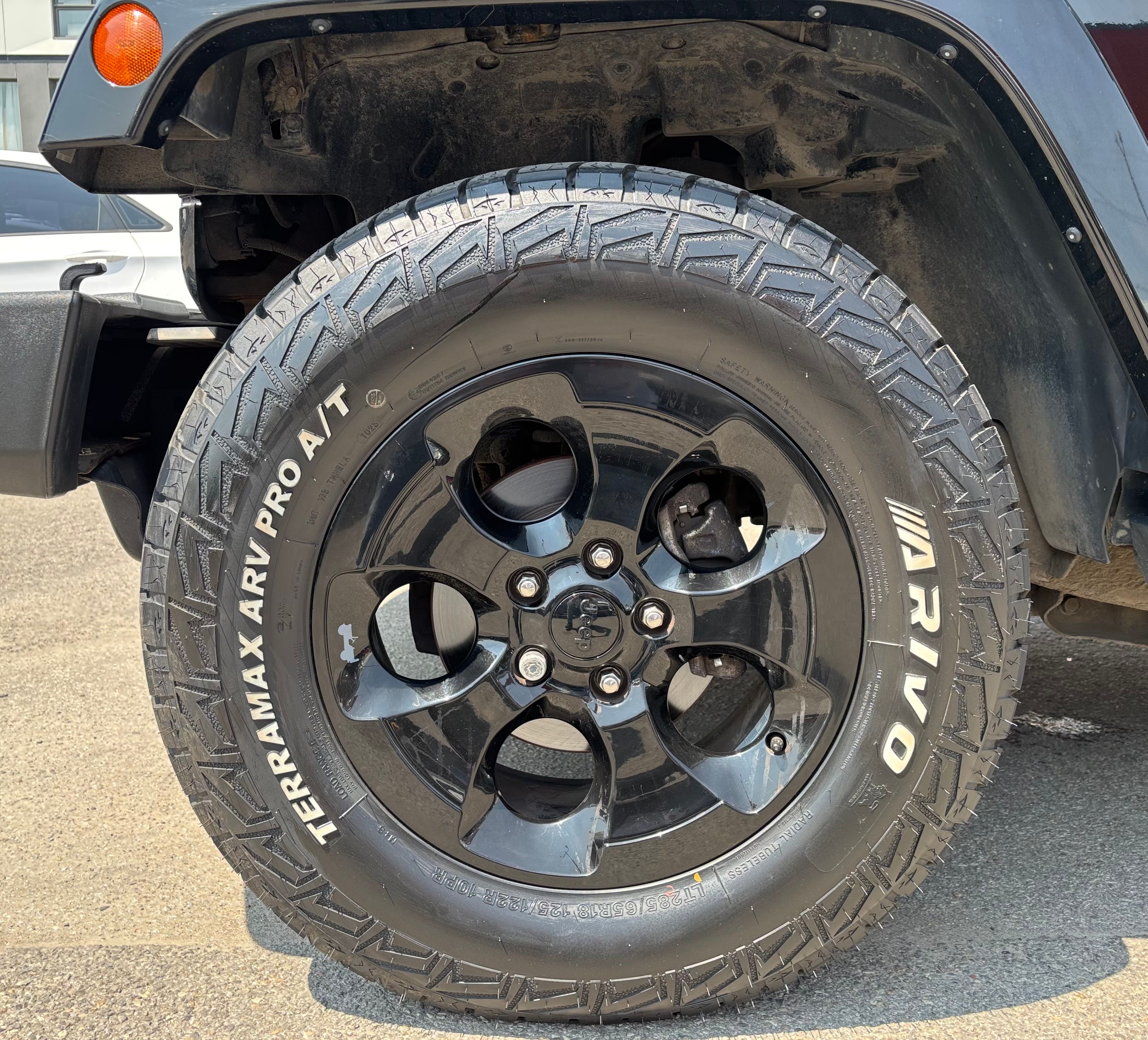 Jeep Wrangler 2016 - Image 10