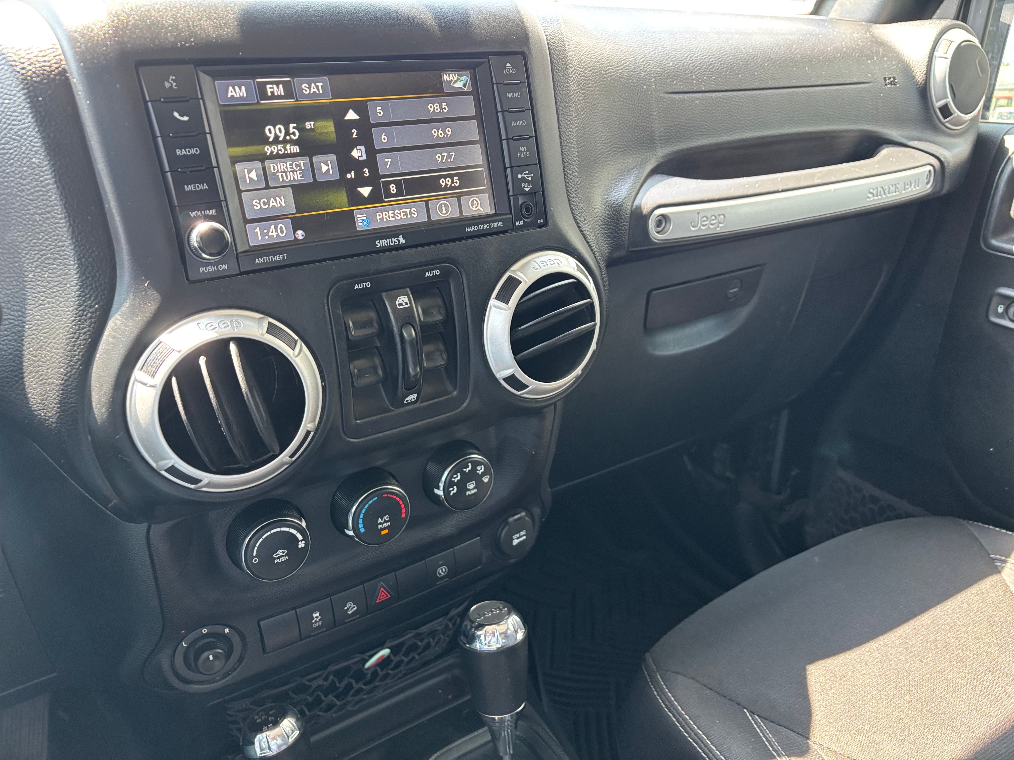 Jeep Wrangler 2016 - Image 17
