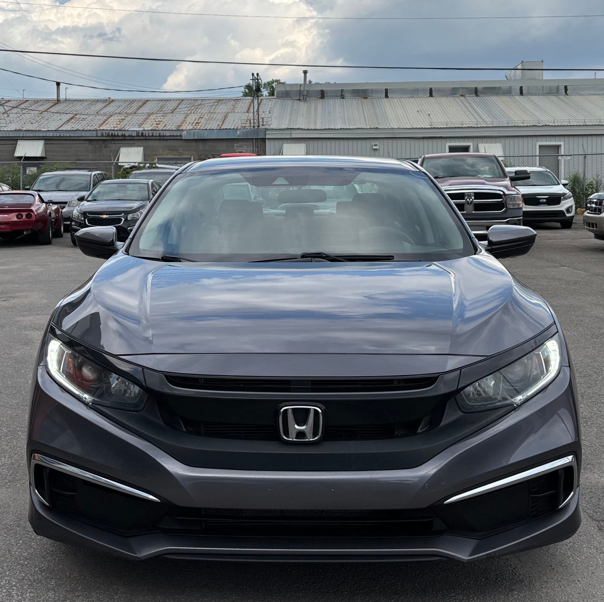 Honda Civic 2020 - Image 10