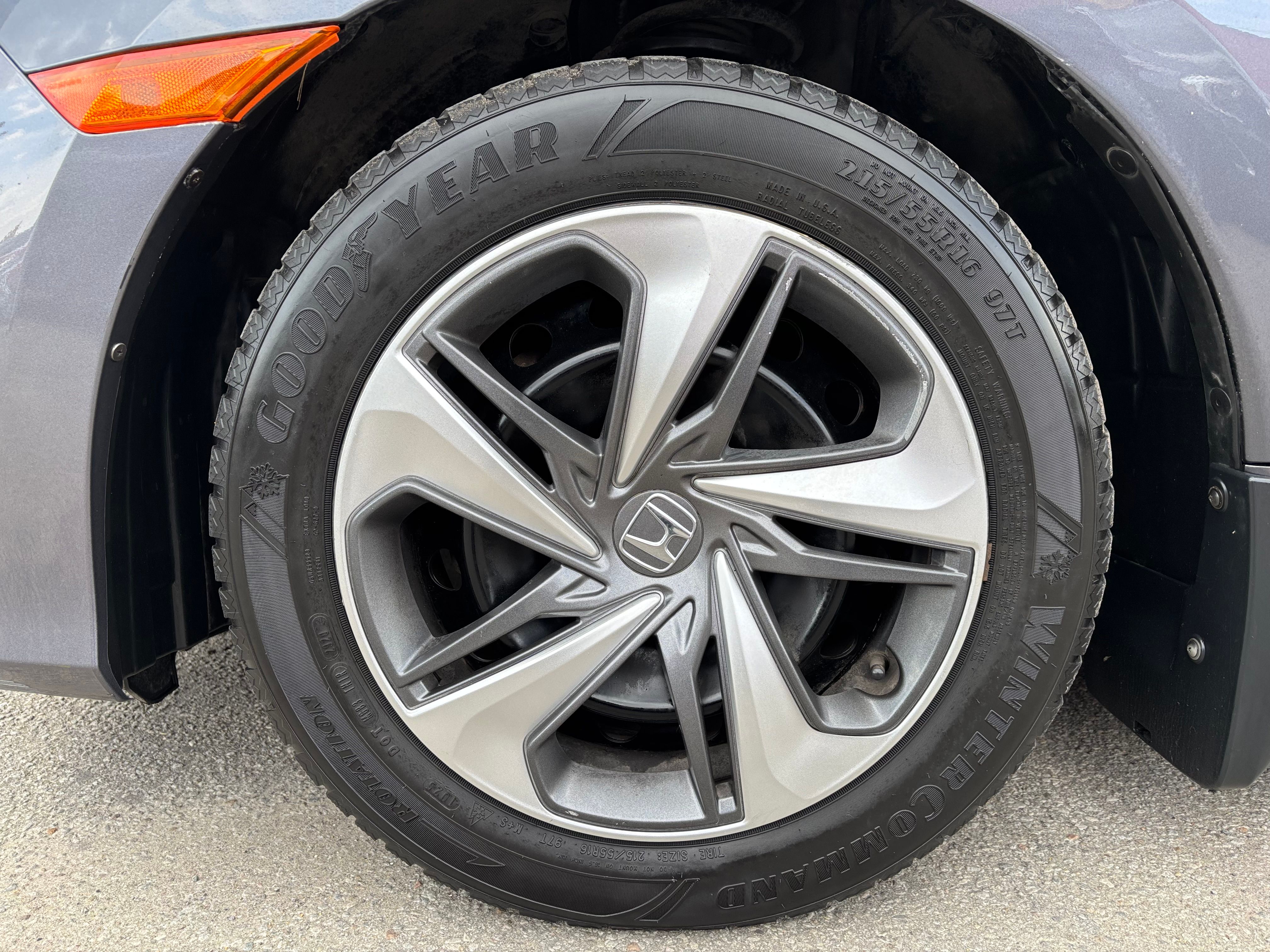 Honda Civic 2020 - Image 11