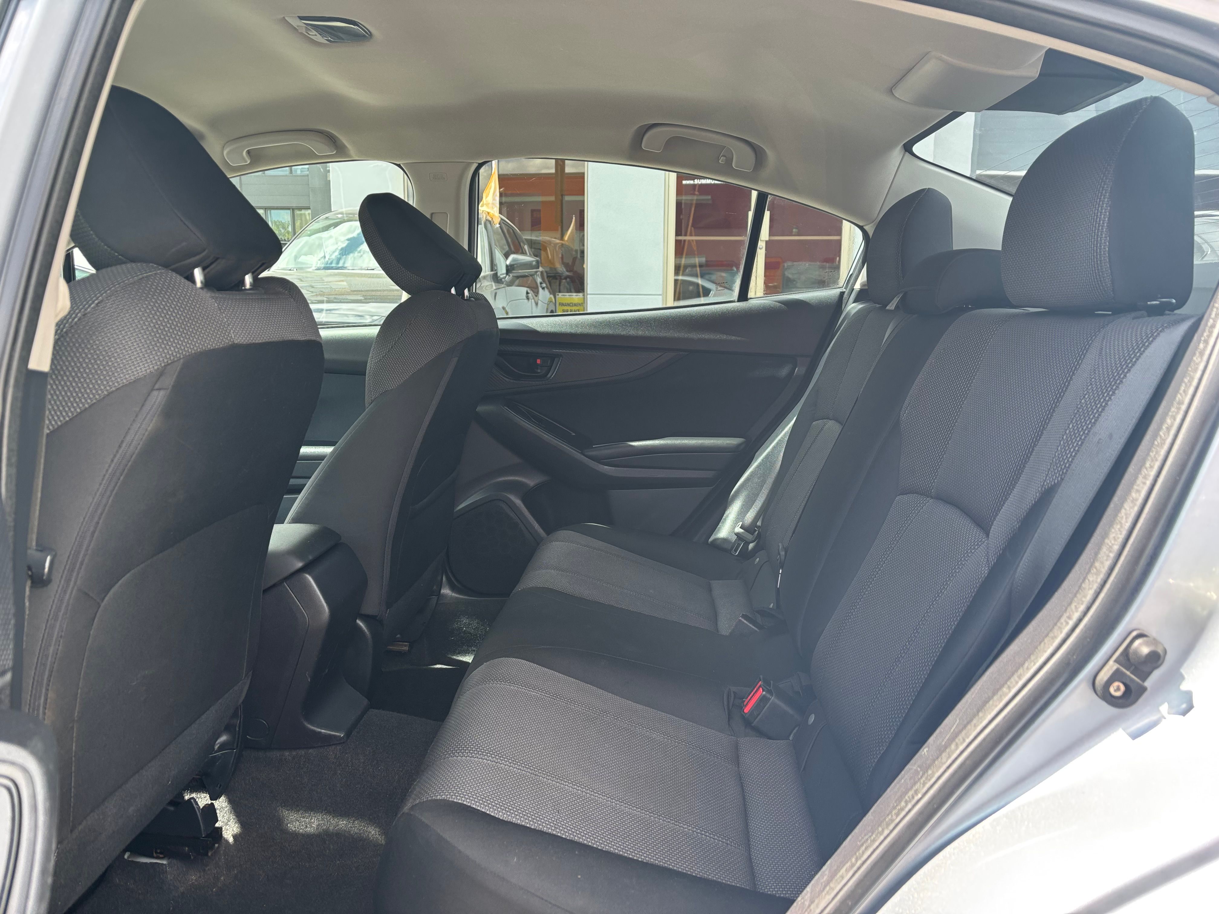 Subaru Impreza 2018 - Image 17