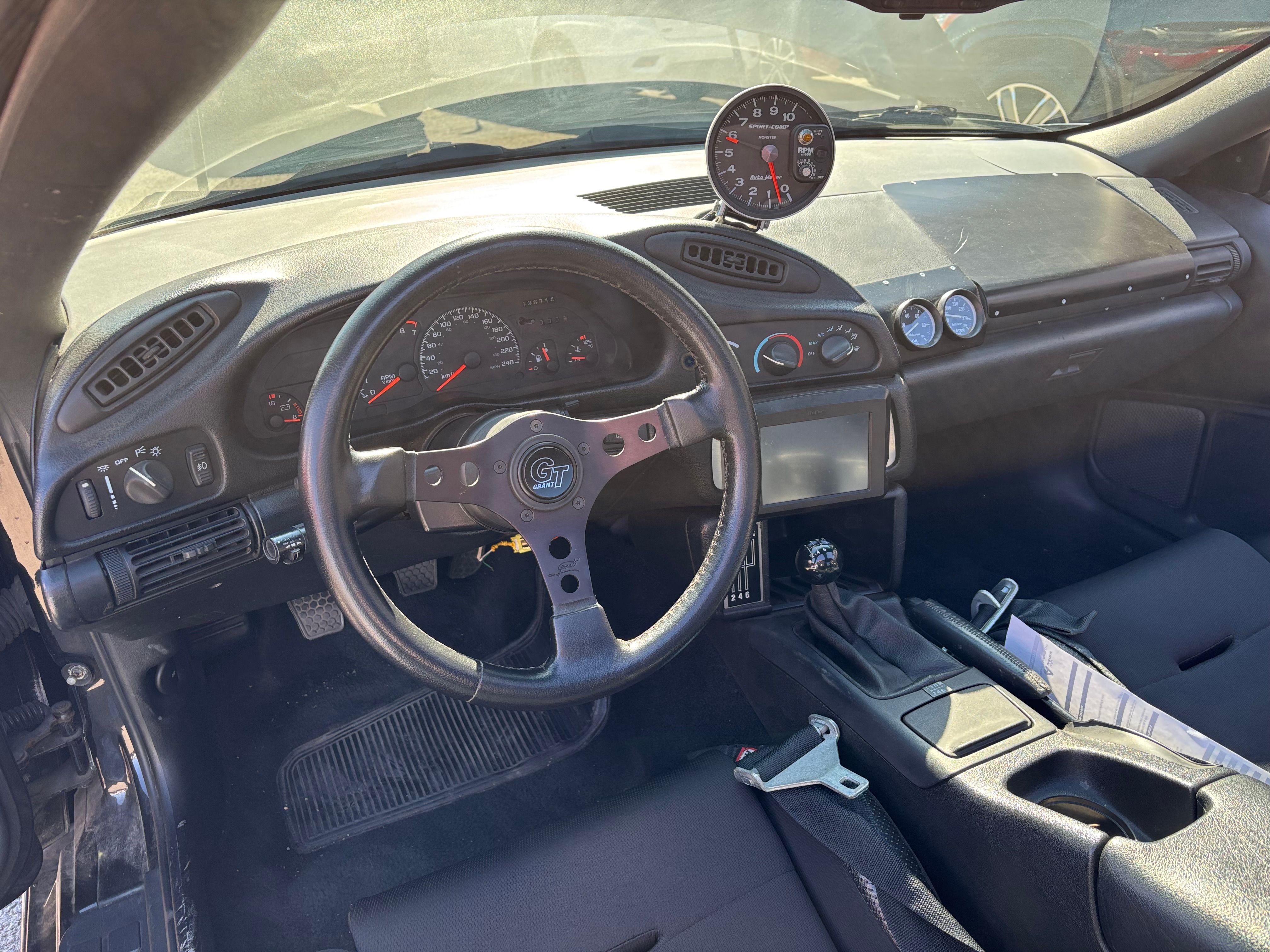 Chevrolet camaro 1995 - Image 16