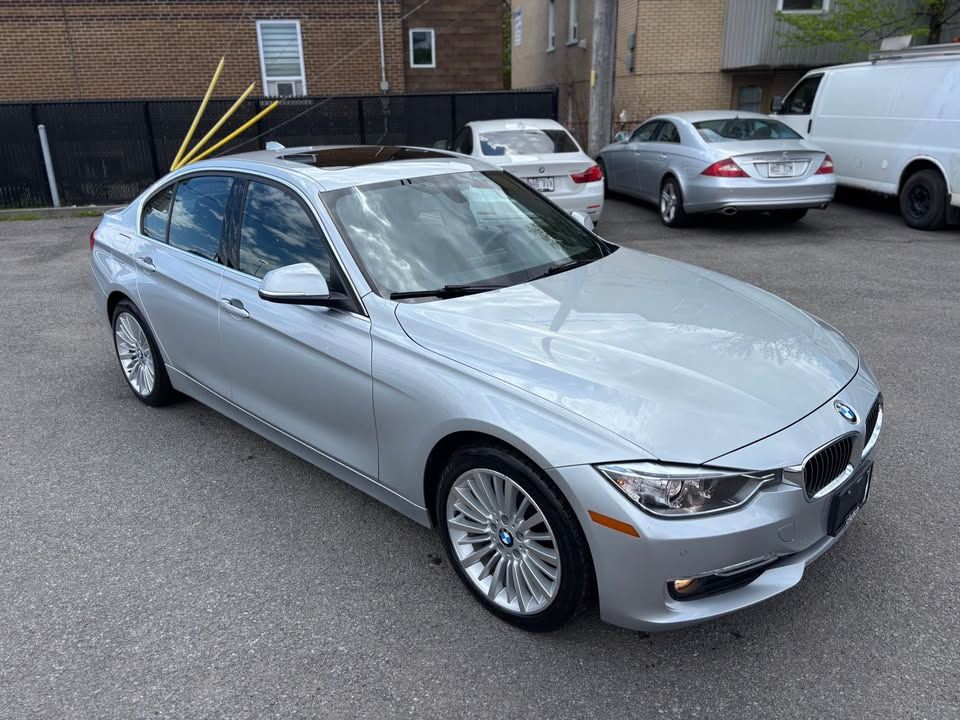 BMW 3-Series 2015 - Image 8