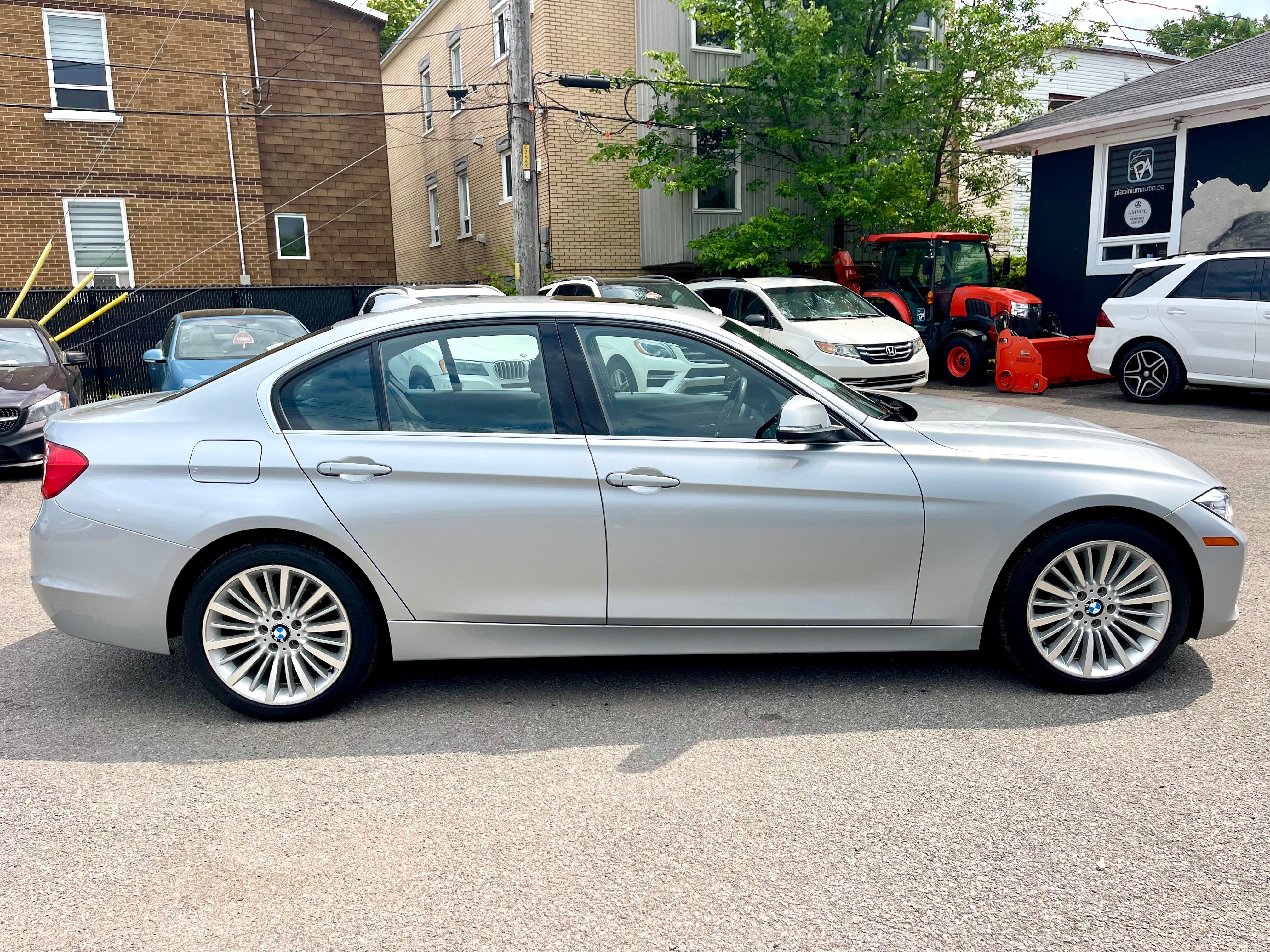 BMW 3-Series 2015 - Image 8