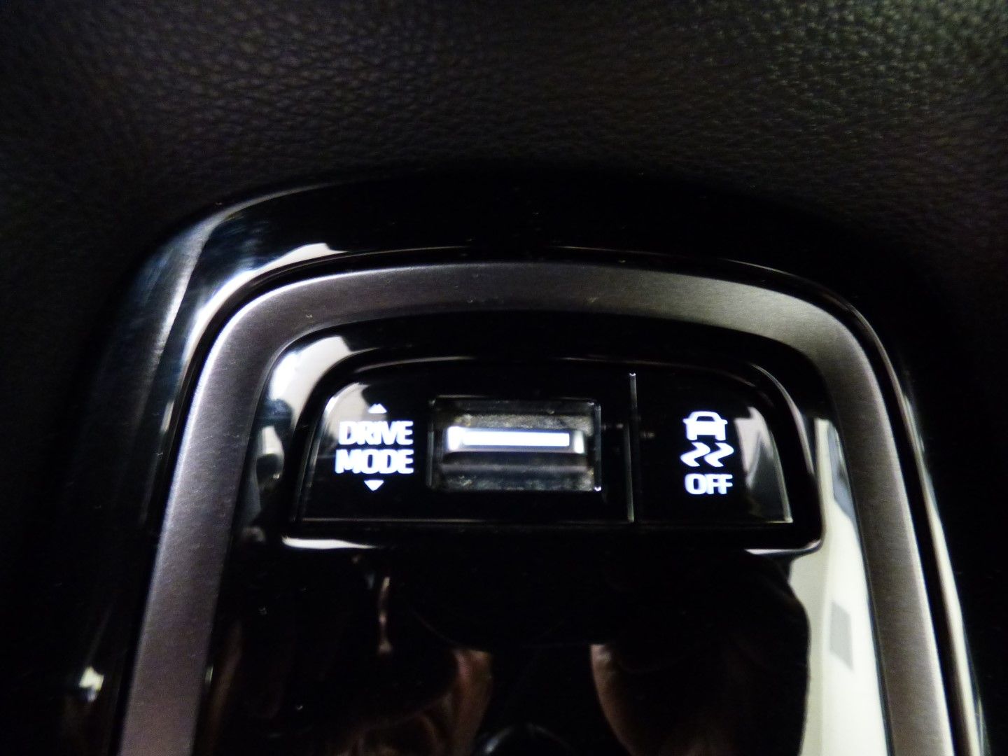 Toyota GR Corolla 2023 - Image 25