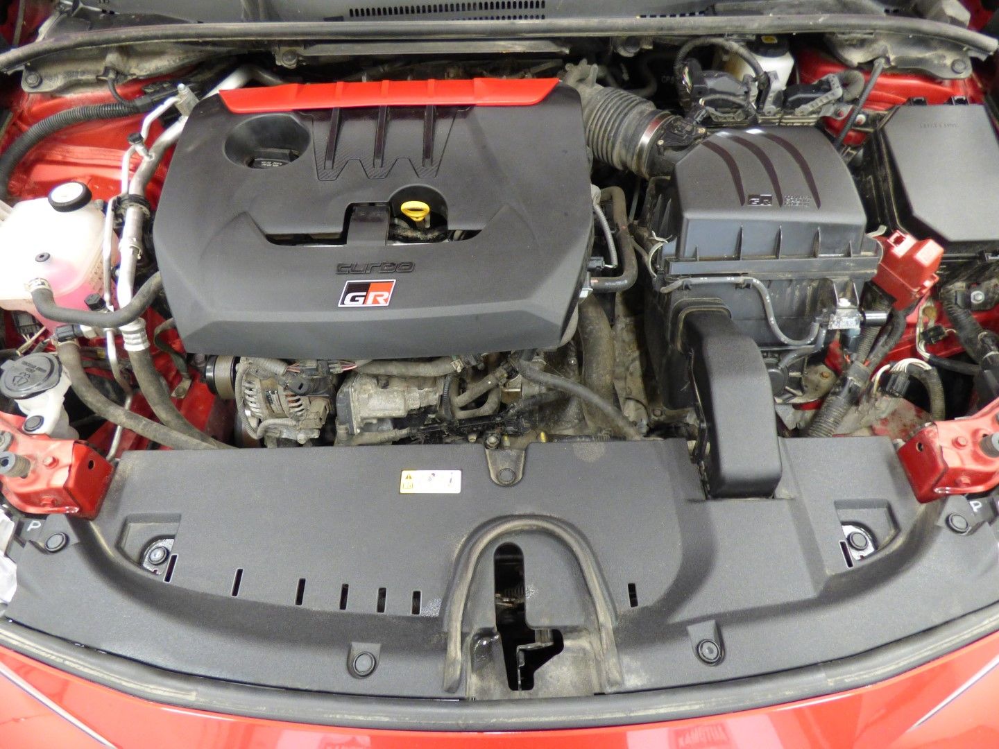 Toyota GR Corolla 2023 - Image 33