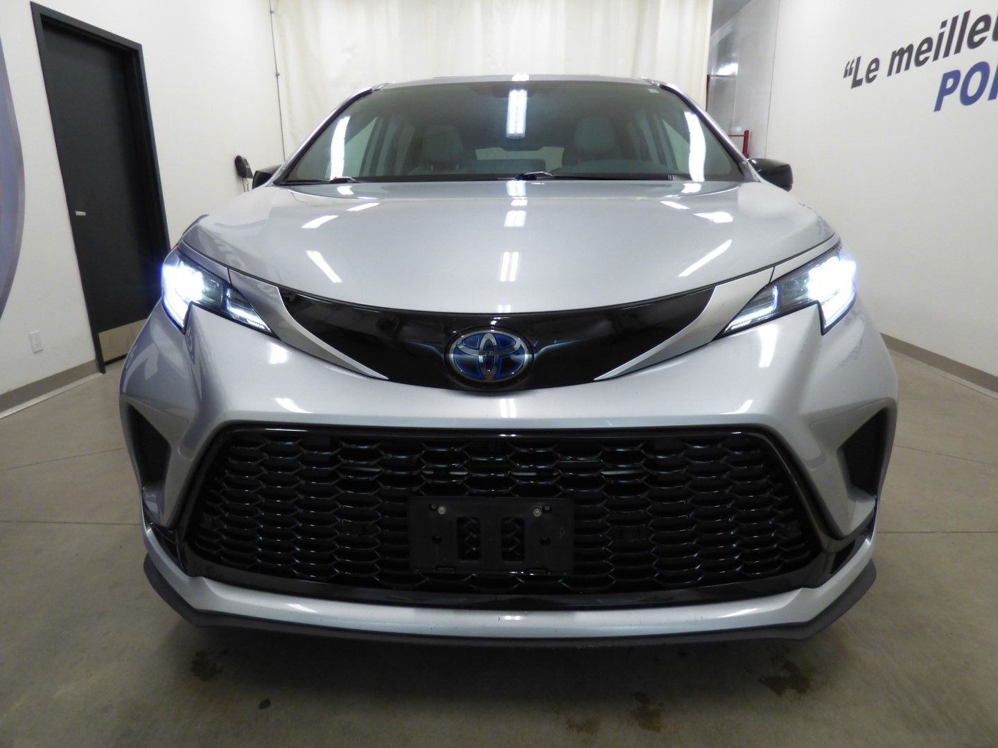 Toyota Sienna 2021 - Image 3
