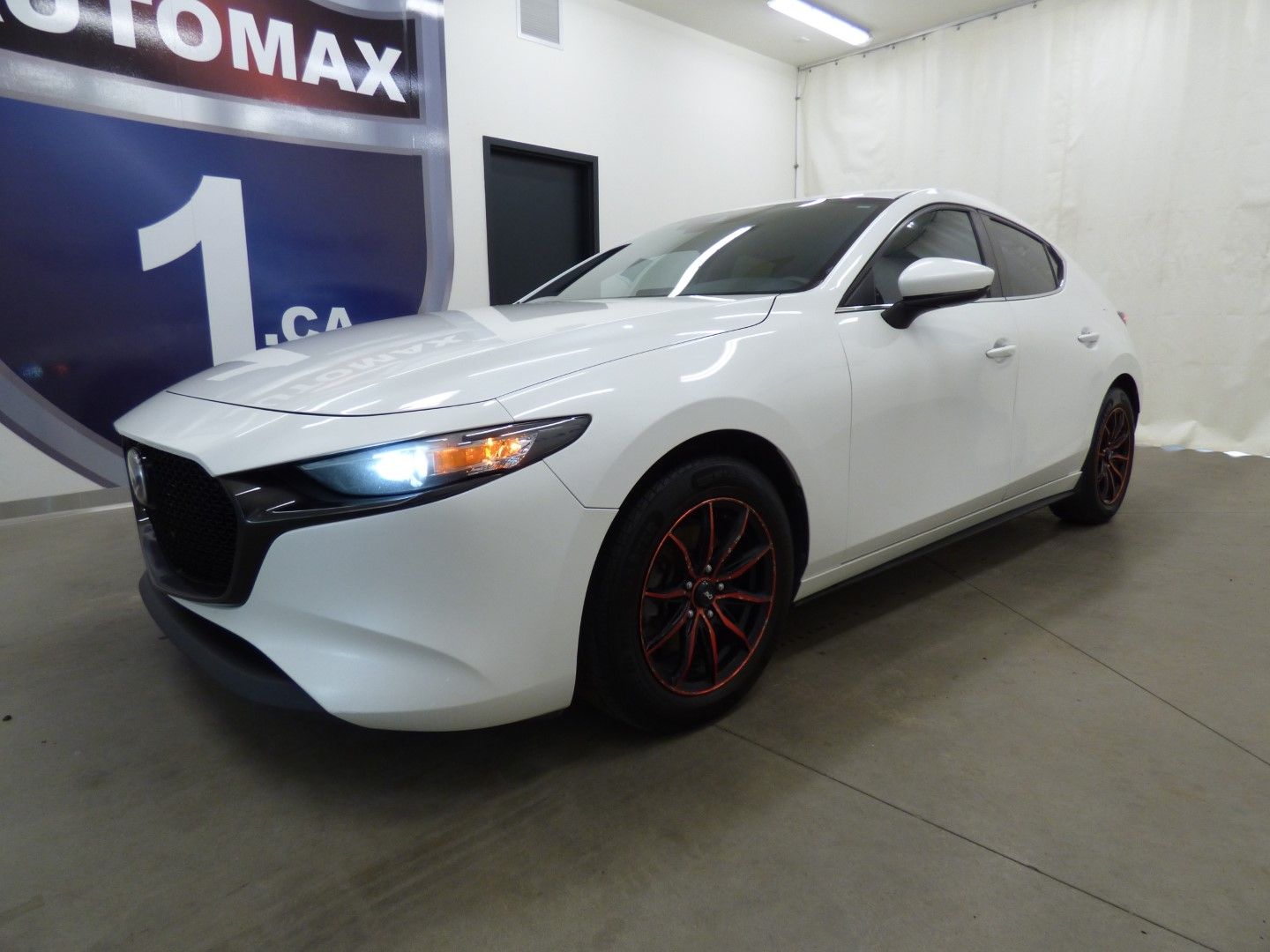 Mazda MAZDA3 2019 - Image 1