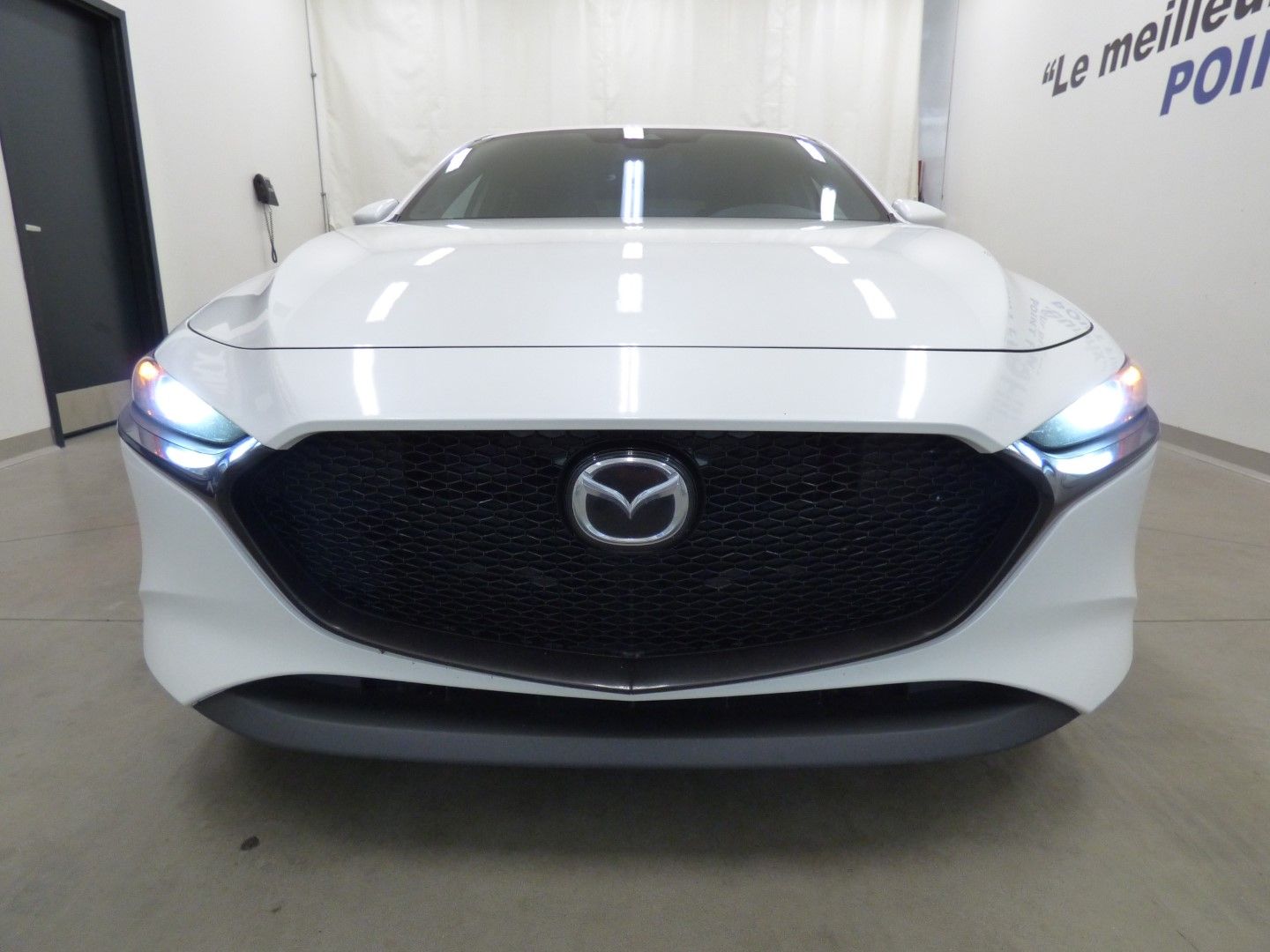 Mazda MAZDA3 2019 - Image 3