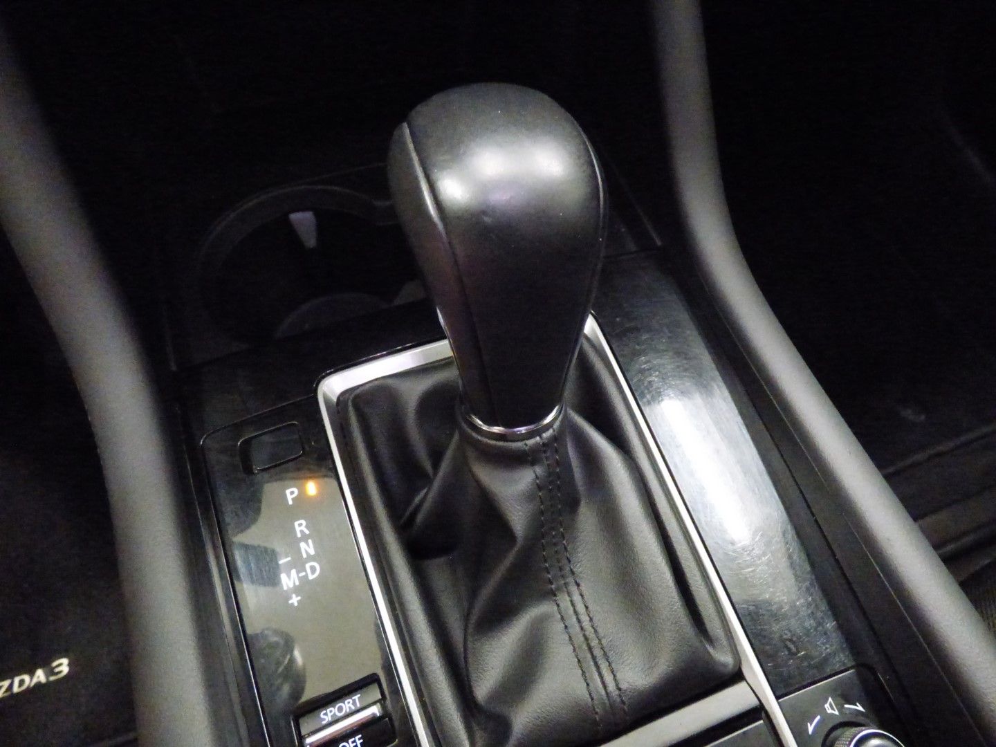 Mazda MAZDA3 2019 - Image 23
