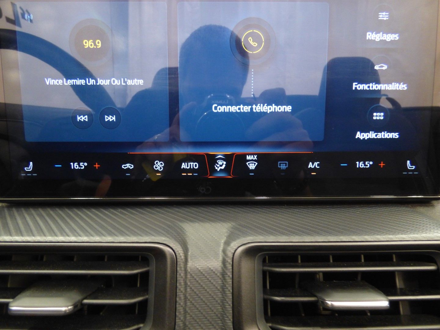 Ford Mustang 2024 - Image 15