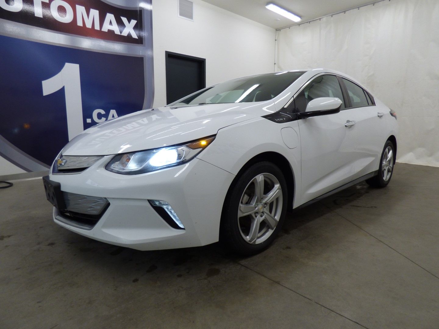 Chevrolet Volt 2018 - Image 1