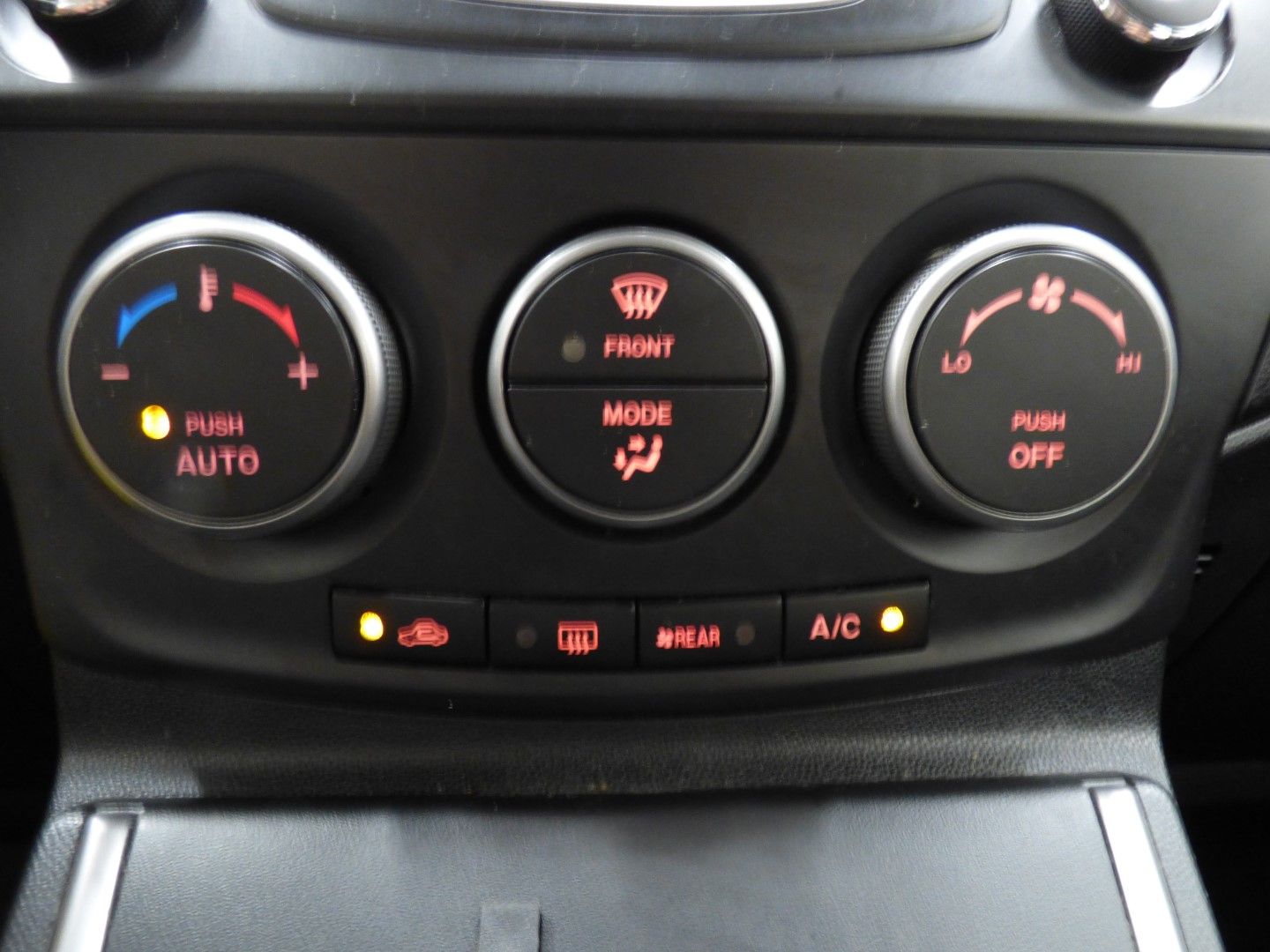 Mazda MAZDA5 2014 - Image 14