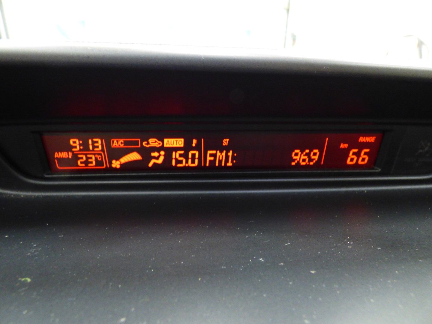 Mazda MAZDA5 2014 - Image 12