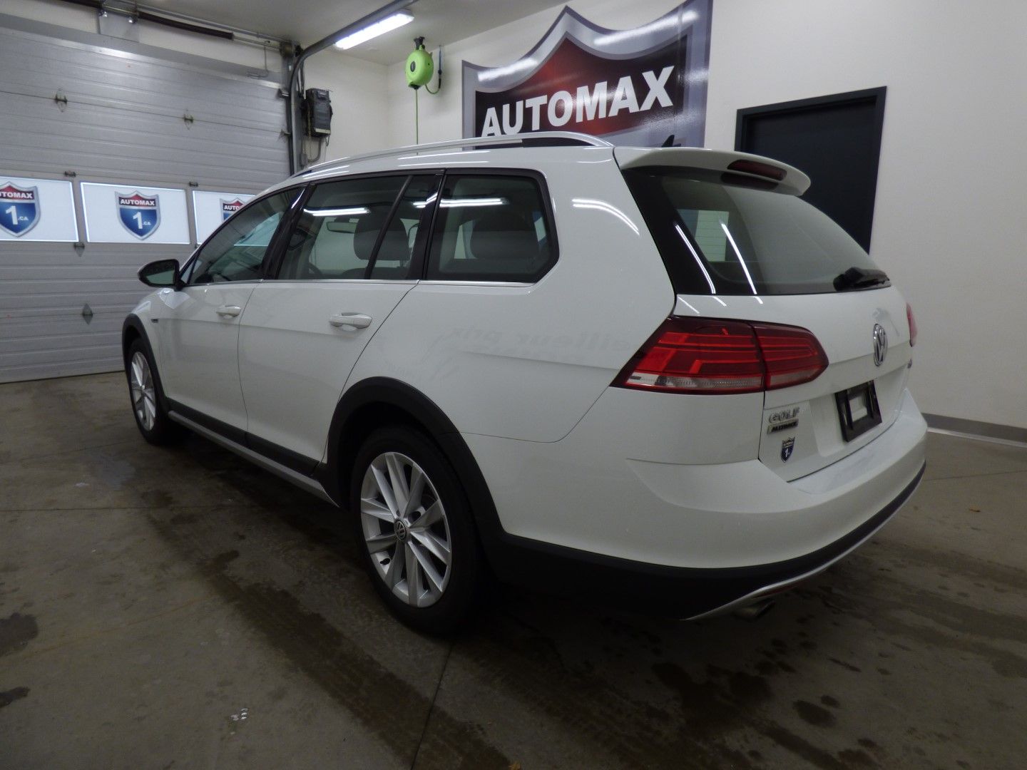 Volkswagen Golf Alltrack 2019 - Image 2