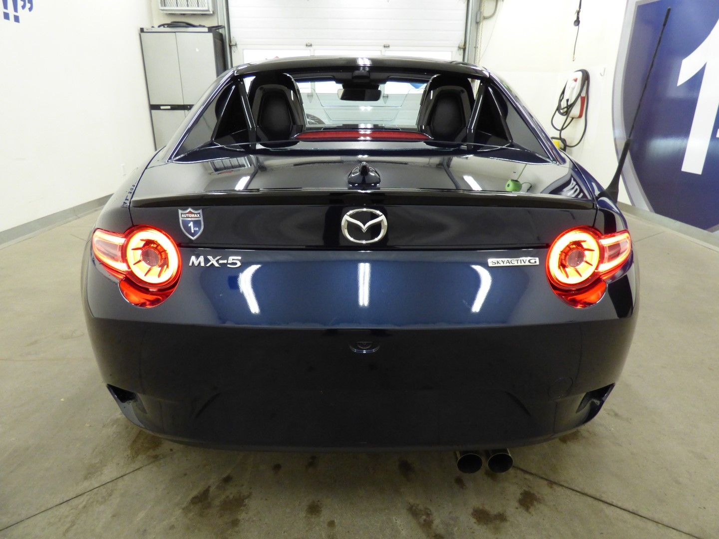 Mazda MX-5 Miata RF 2024 - Image 4