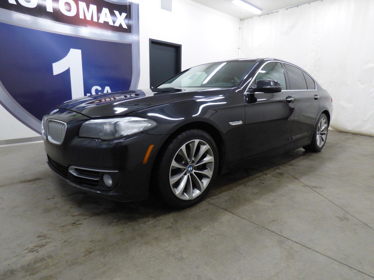 Black 2014 BMW 5 Series Sedan All-Wheel Drive Automatic