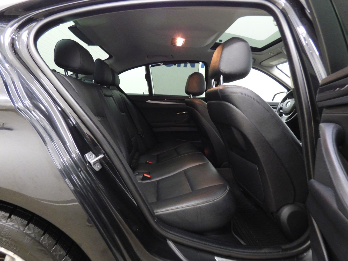 Bmw 5 Series 2014 - Image 31