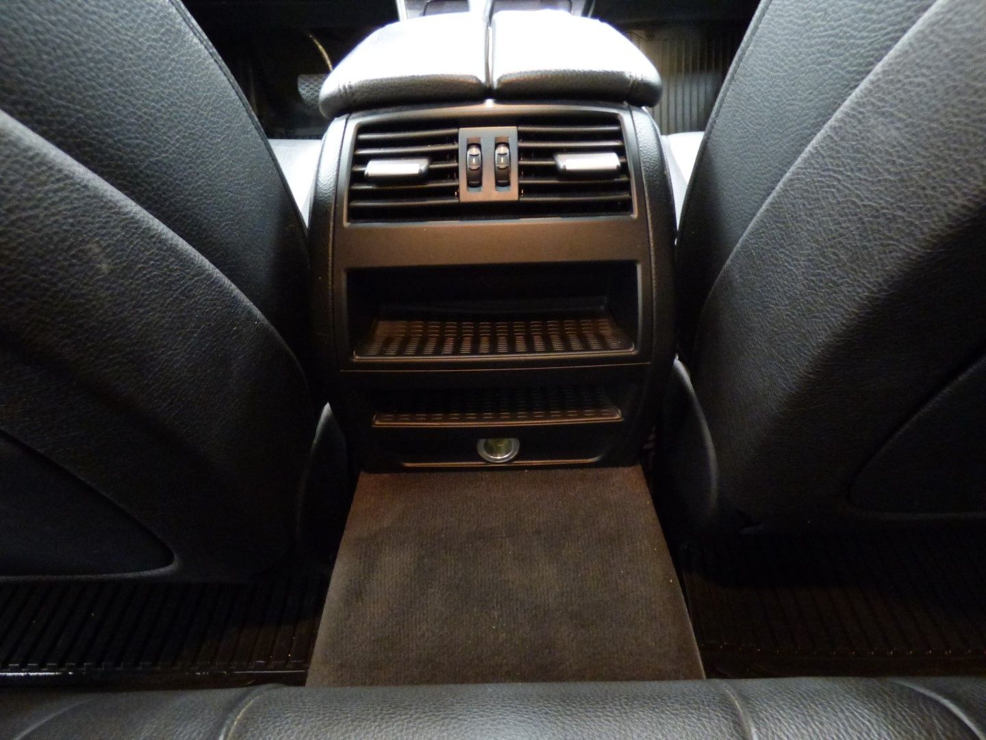 Bmw 5 Series 2014 - Image 32
