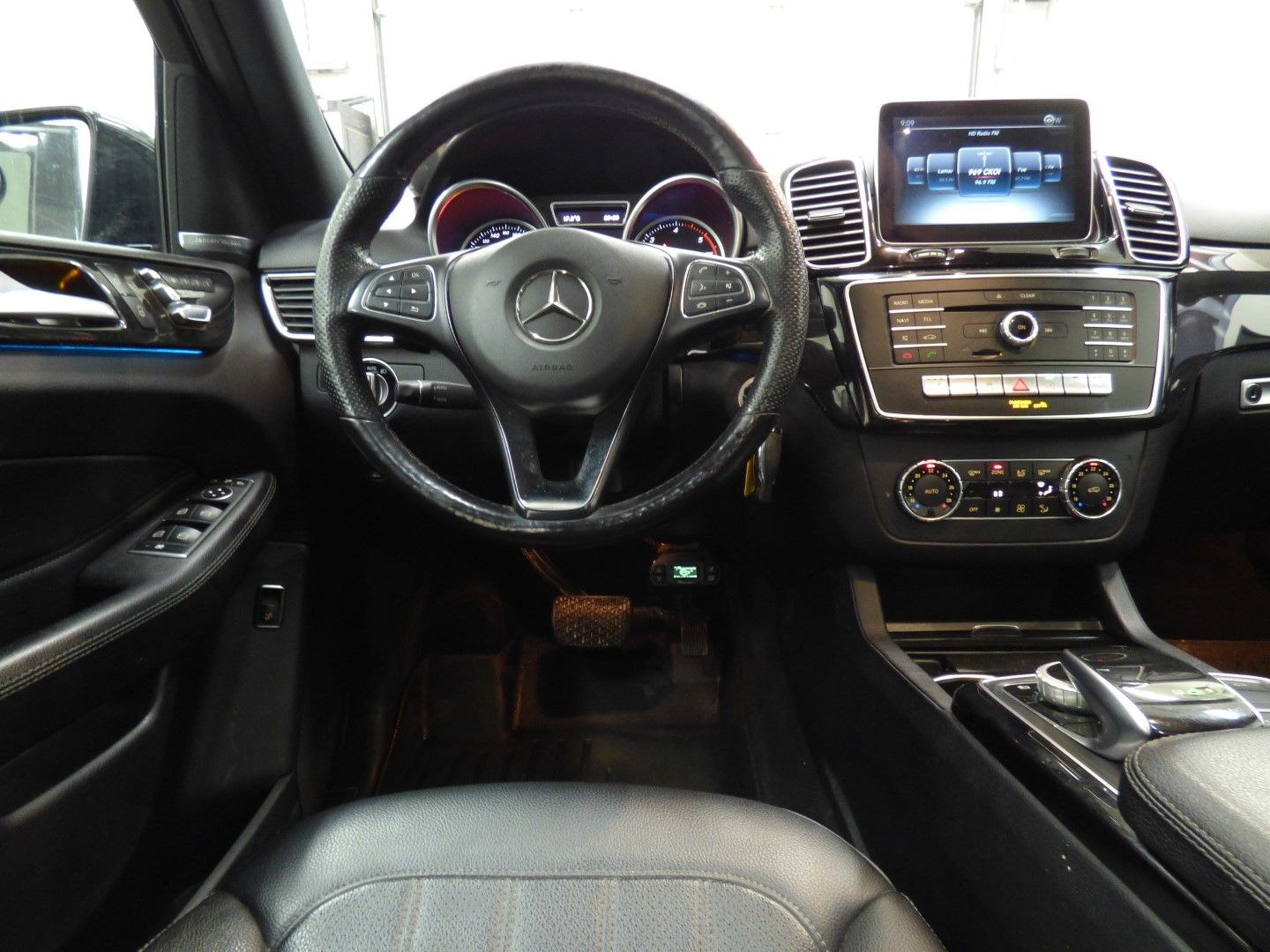 Mercedes-Benz GLE-Class 2016 - Image 8