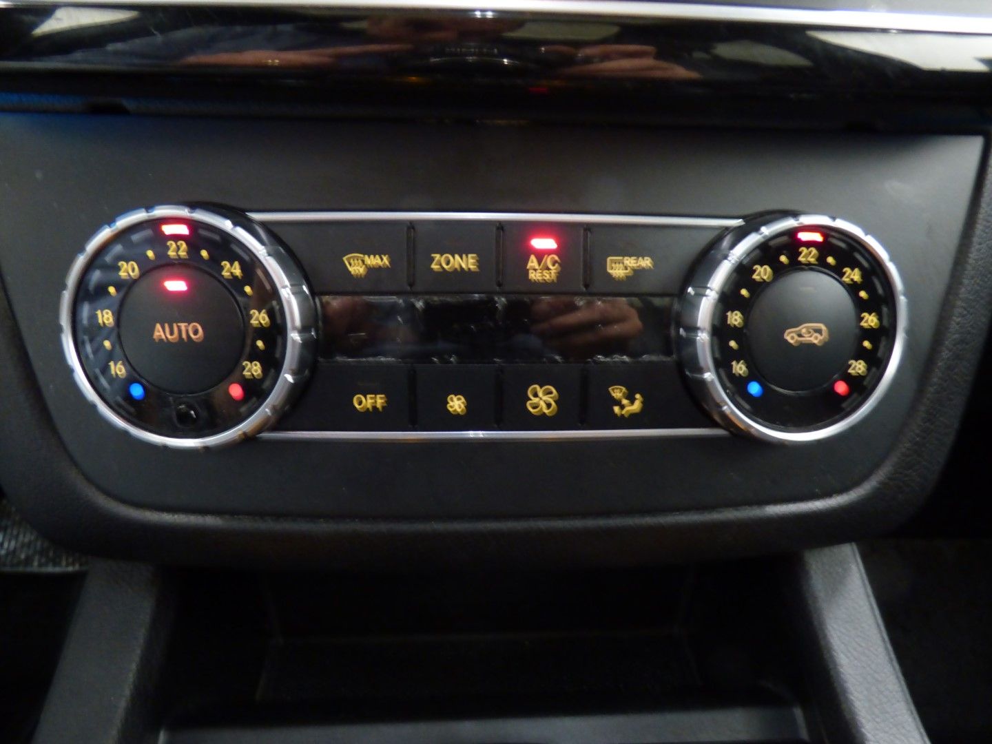Mercedes-Benz GLE-Class 2016 - Image 14